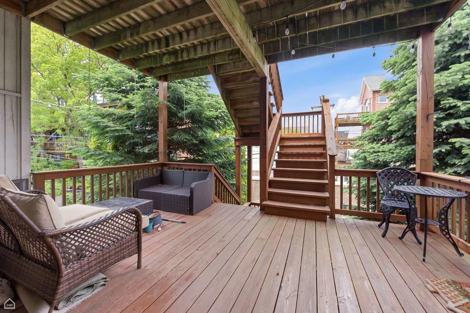 1516 W Byron Street #2W, Chicago, IL 60613 — exterior view