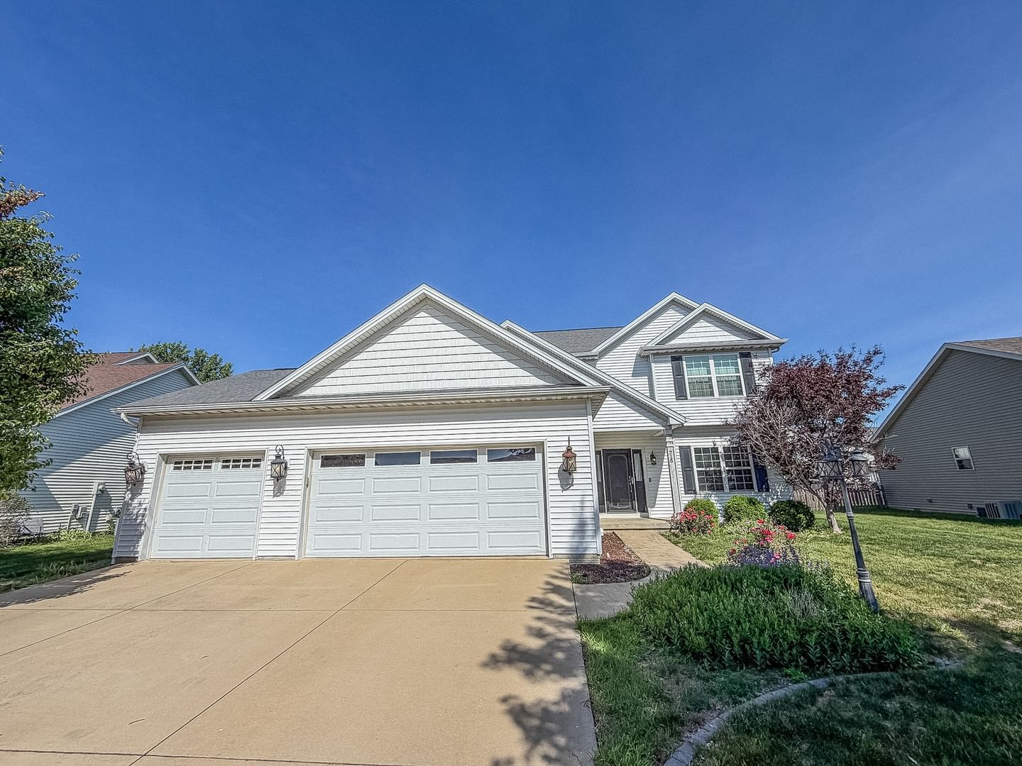 715 Sedgegrass Drive, Champaign, IL 61822 — exterior view