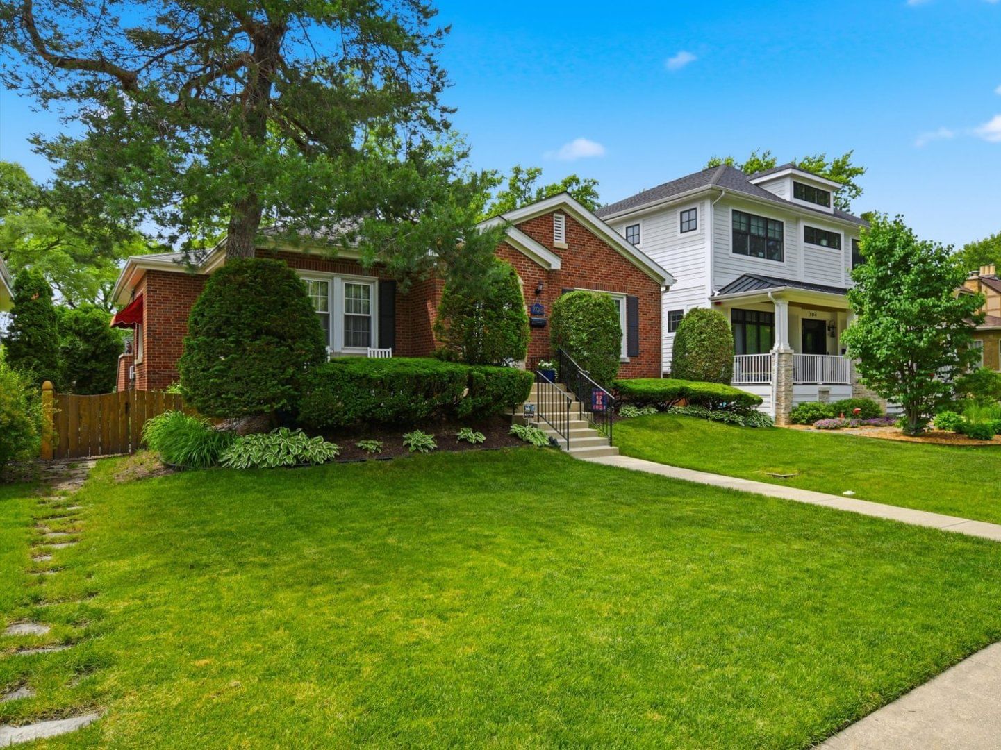 708 S Vine Avenue, Park Ridge, IL 60068 — exterior view