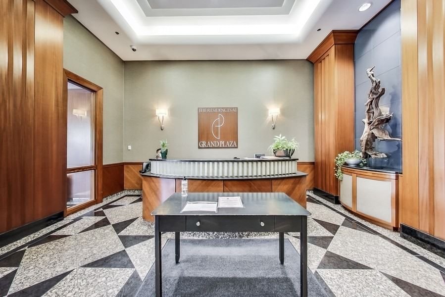 545 N Dearborn Street #1703, Chicago, IL 60654 — exterior view