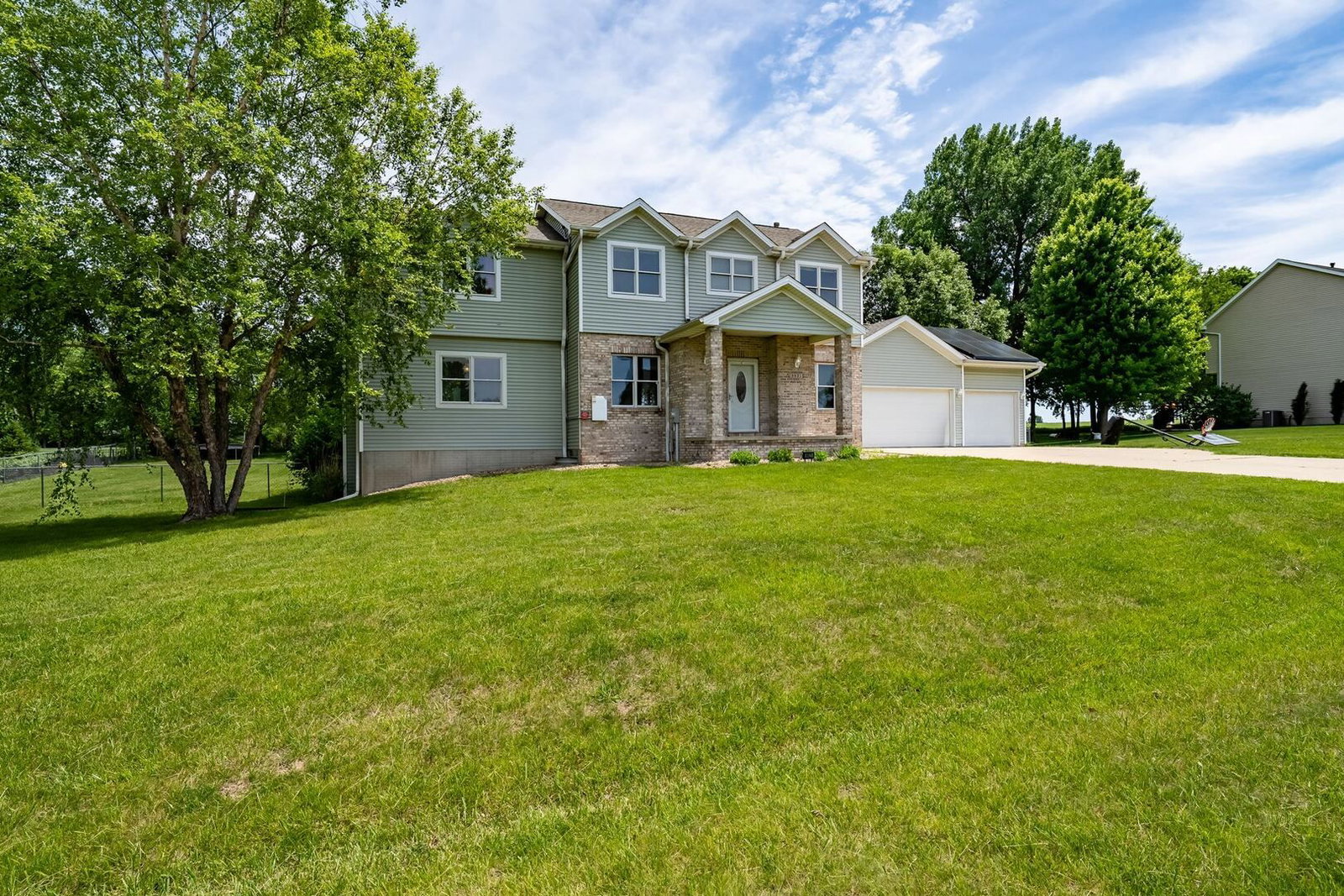 9821 Gabriel Drive, Bloomington, IL 61705 — exterior view