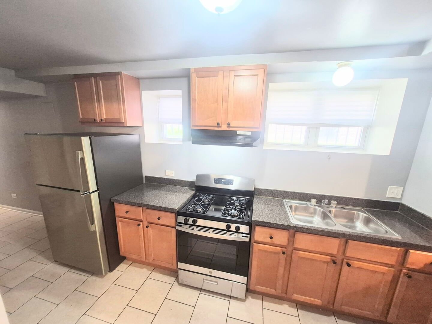 6030 S Eberhart Avenue #B, Chicago, IL 60637 — exterior view