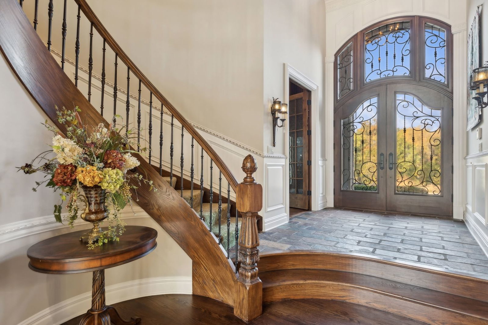 1051 Oakmont Court, Woodstock, IL 60098 — exterior view