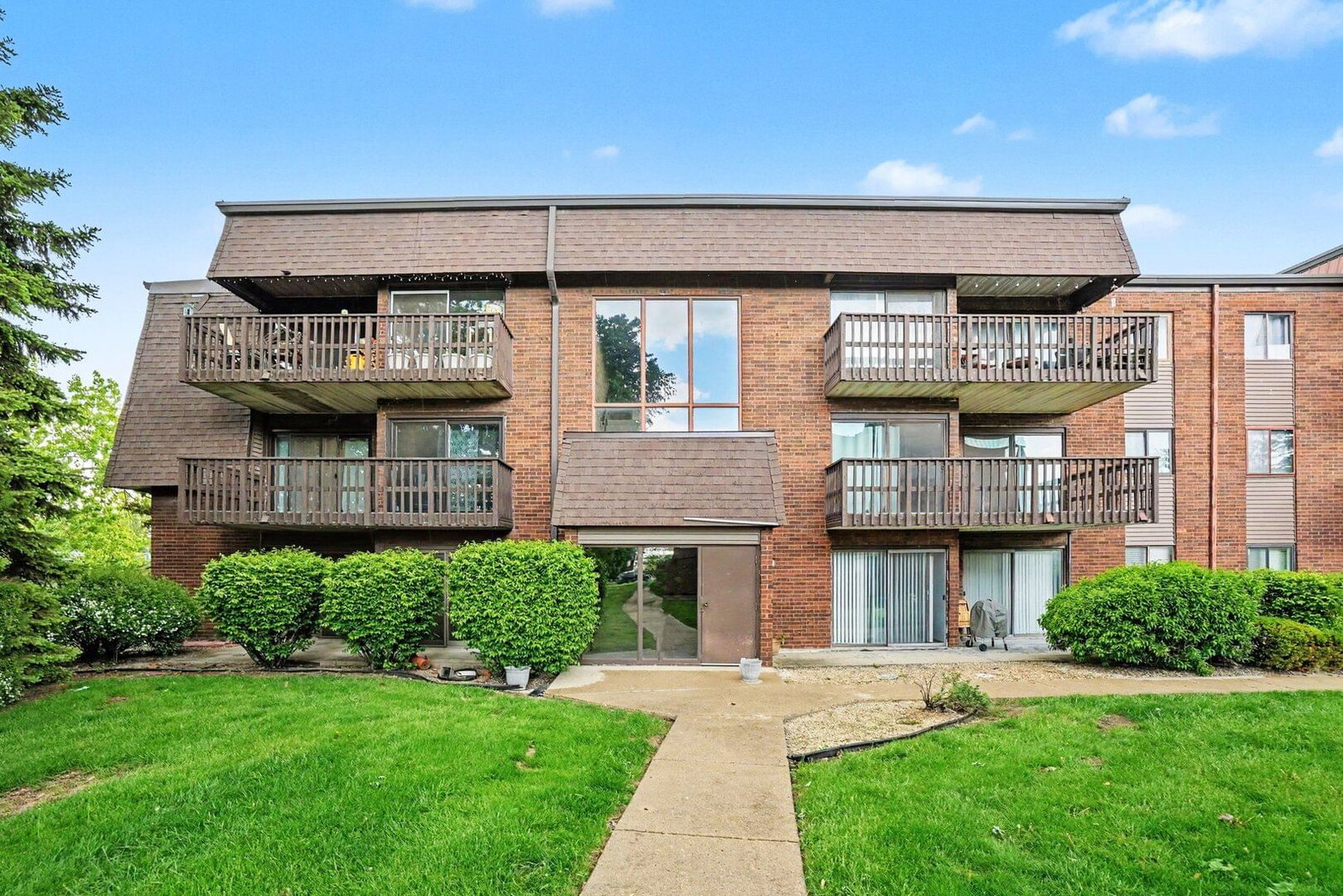 1619 RICHMOND Circle #205, Joliet, IL 60435 — exterior view