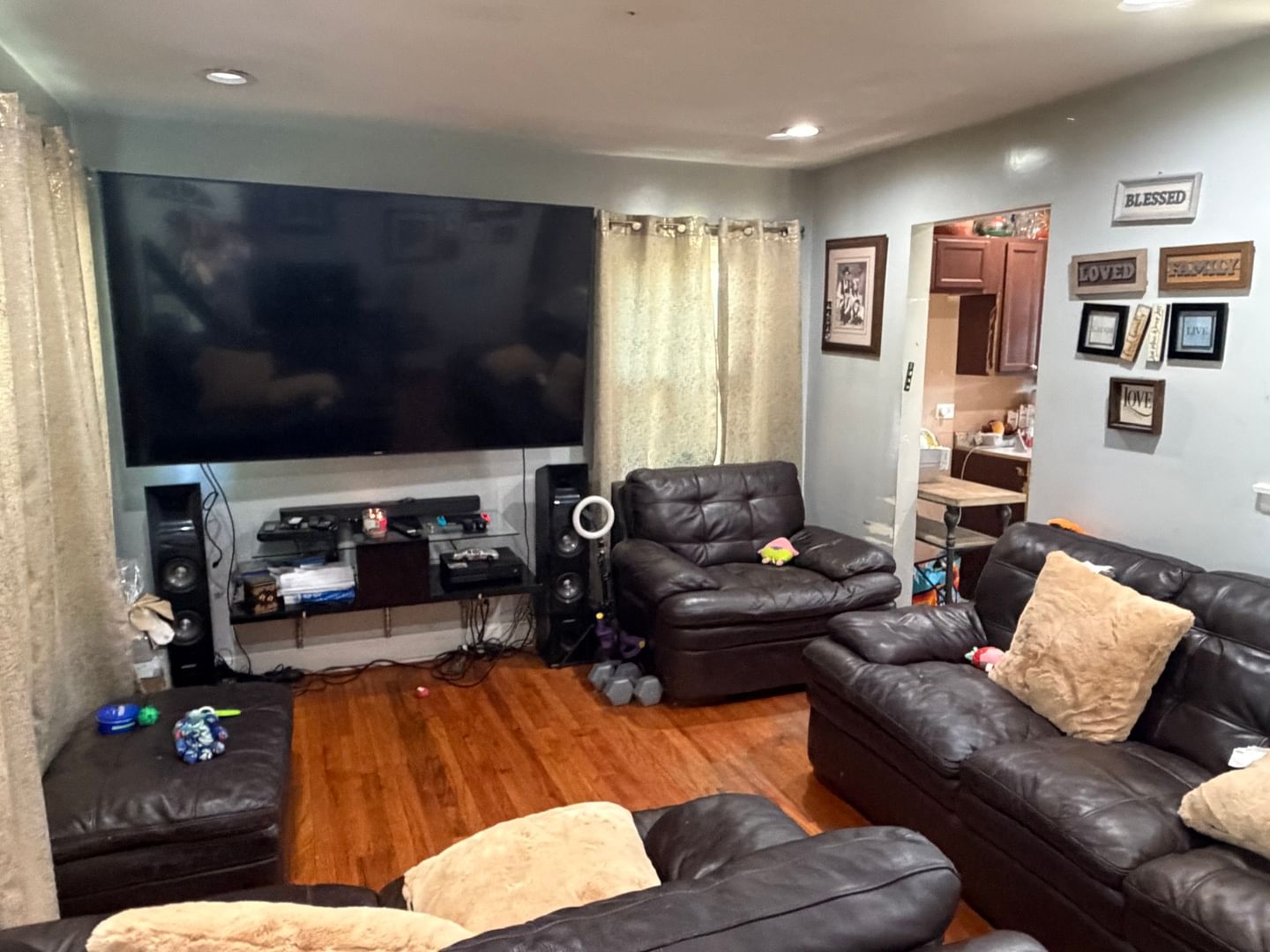 7839 S Trumbull Avenue, Chicago, IL 60652 — exterior view