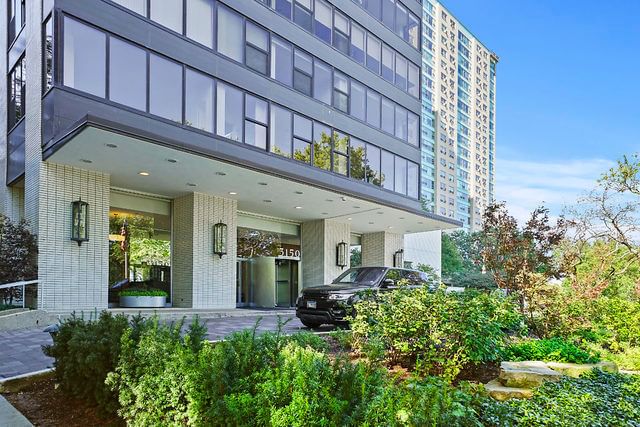 3150 N Lake Shore Drive #4AB, Chicago, IL 60657 — exterior view