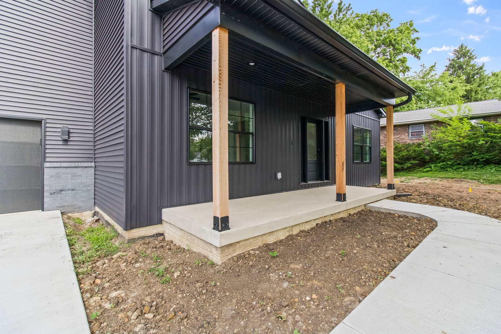 1417 N Linden Street, Normal, IL 61761 — exterior view
