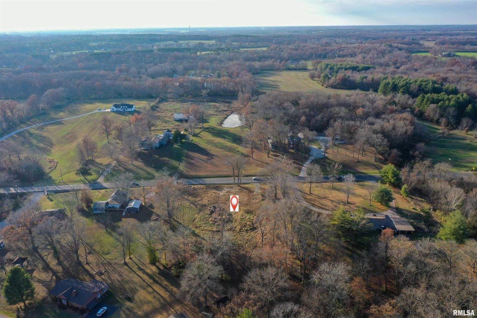 15752 N IL Hwy 37 , Mt Vernon, IL 62864 — exterior view