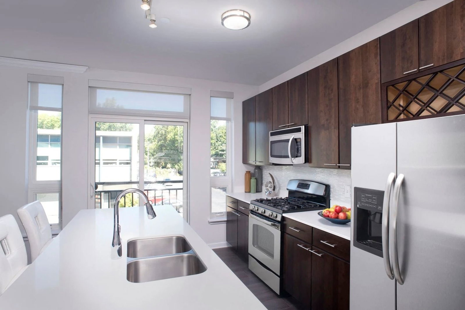 1720 Central Street #316, Evanston, IL 60201 — kitchen view