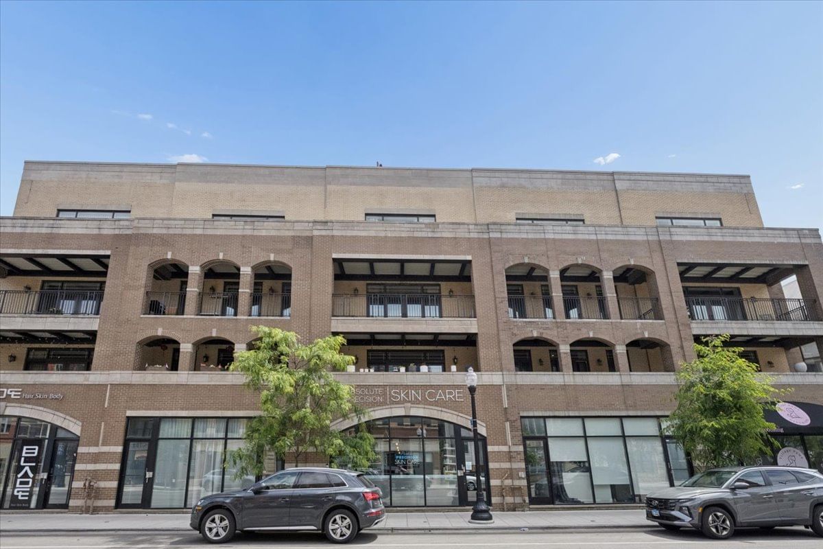 1423 W BELMONT Avenue #4, Chicago, IL 60657 — exterior view