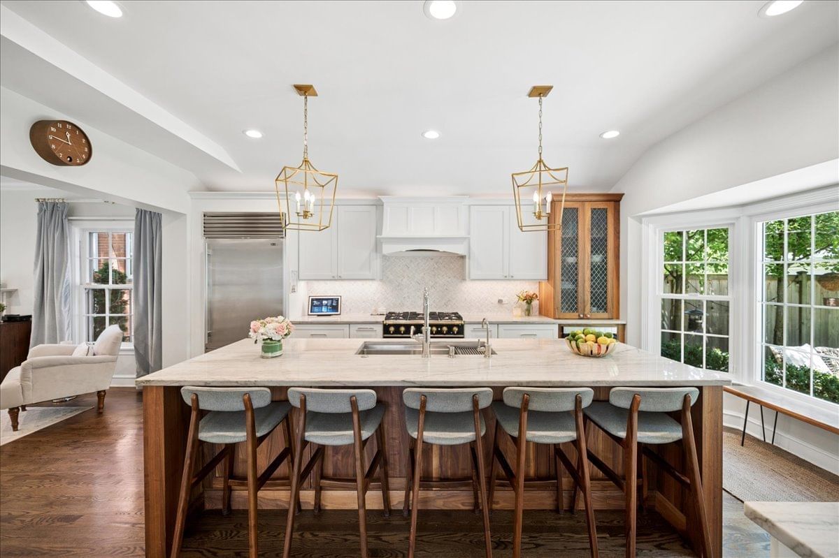 2236 KENILWORTH Avenue, Wilmette, IL 60091 — exterior view