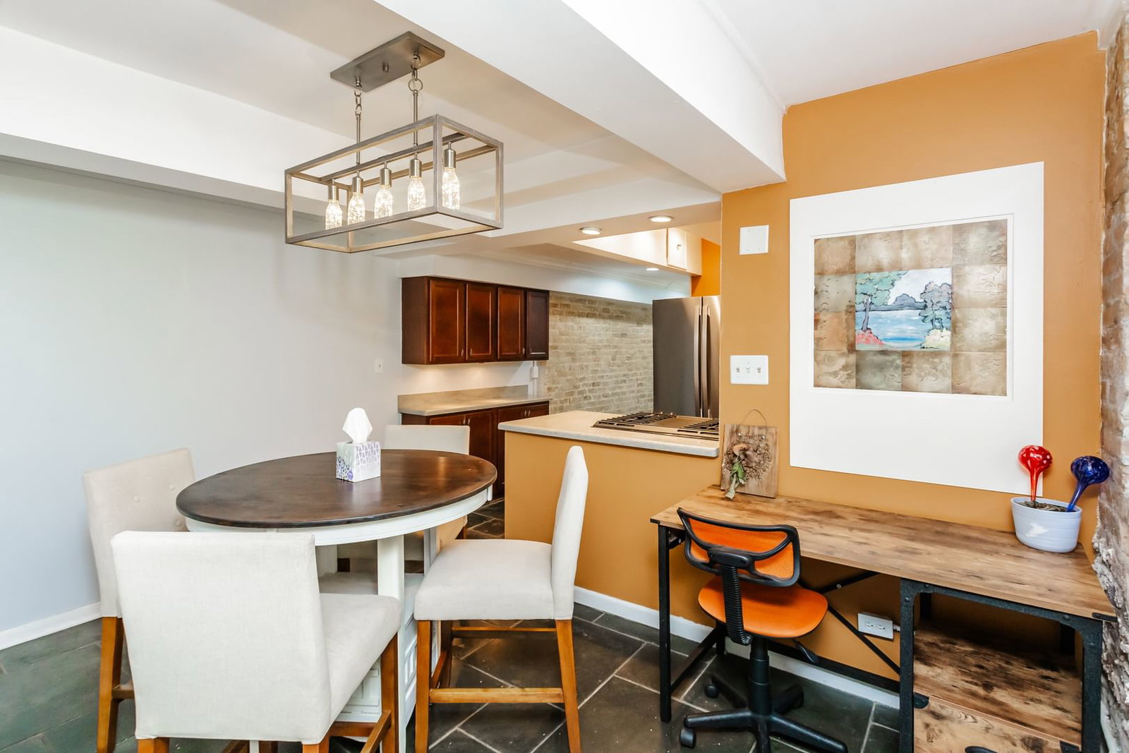 445 W Fullerton Parkway #L1A, Chicago, IL 60614 — kitchen view