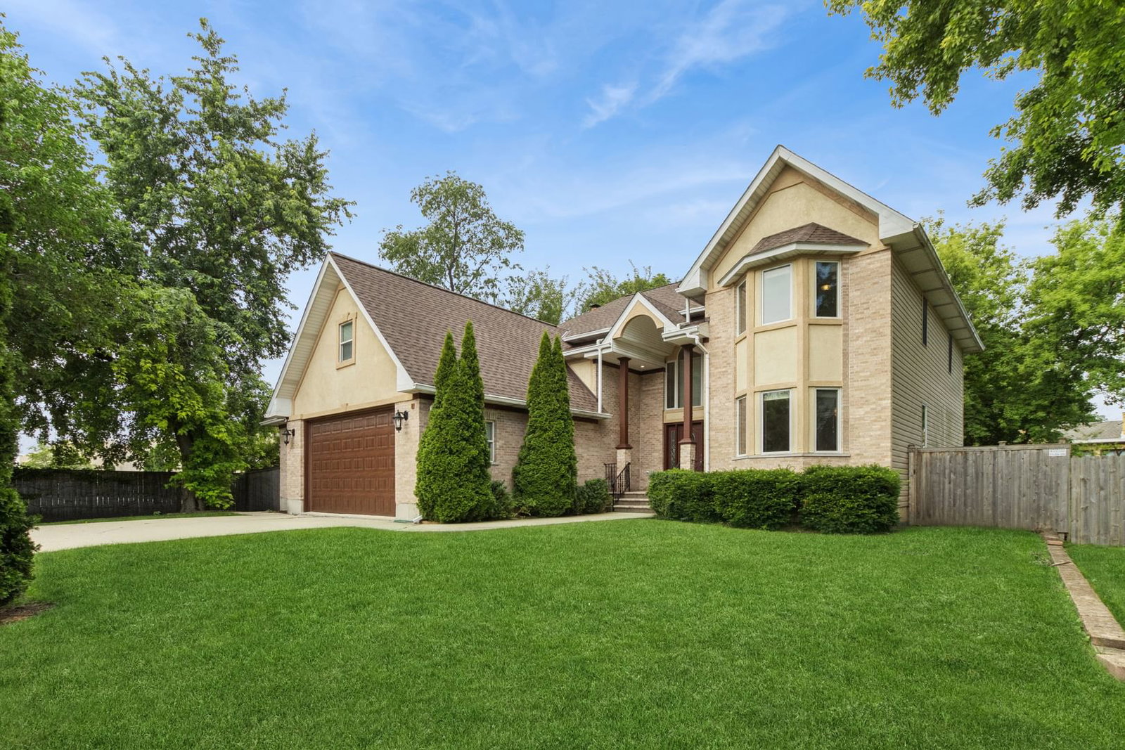 262 9th Street, Wheeling, IL 60090 — exterior view