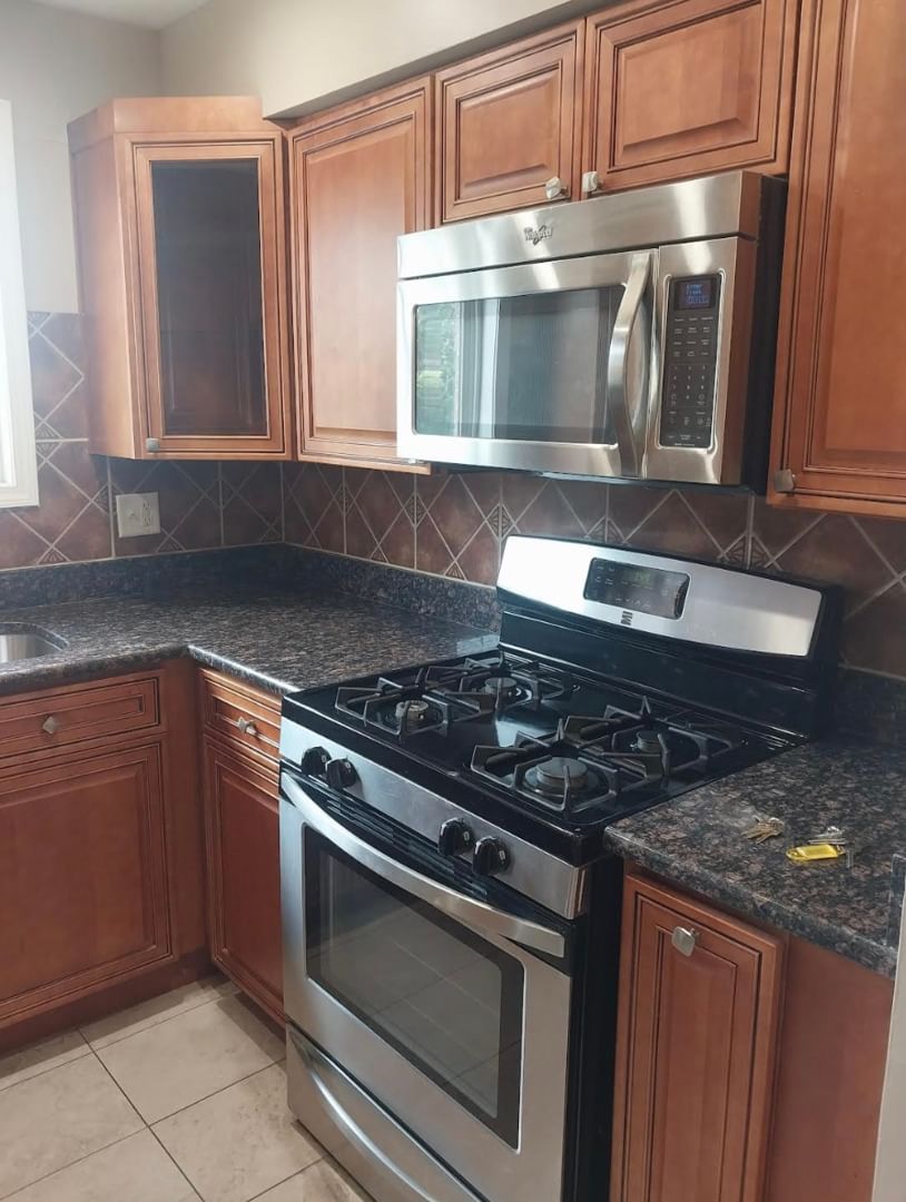 629 W 65th Street #6, Westmont, IL 60559 — exterior view