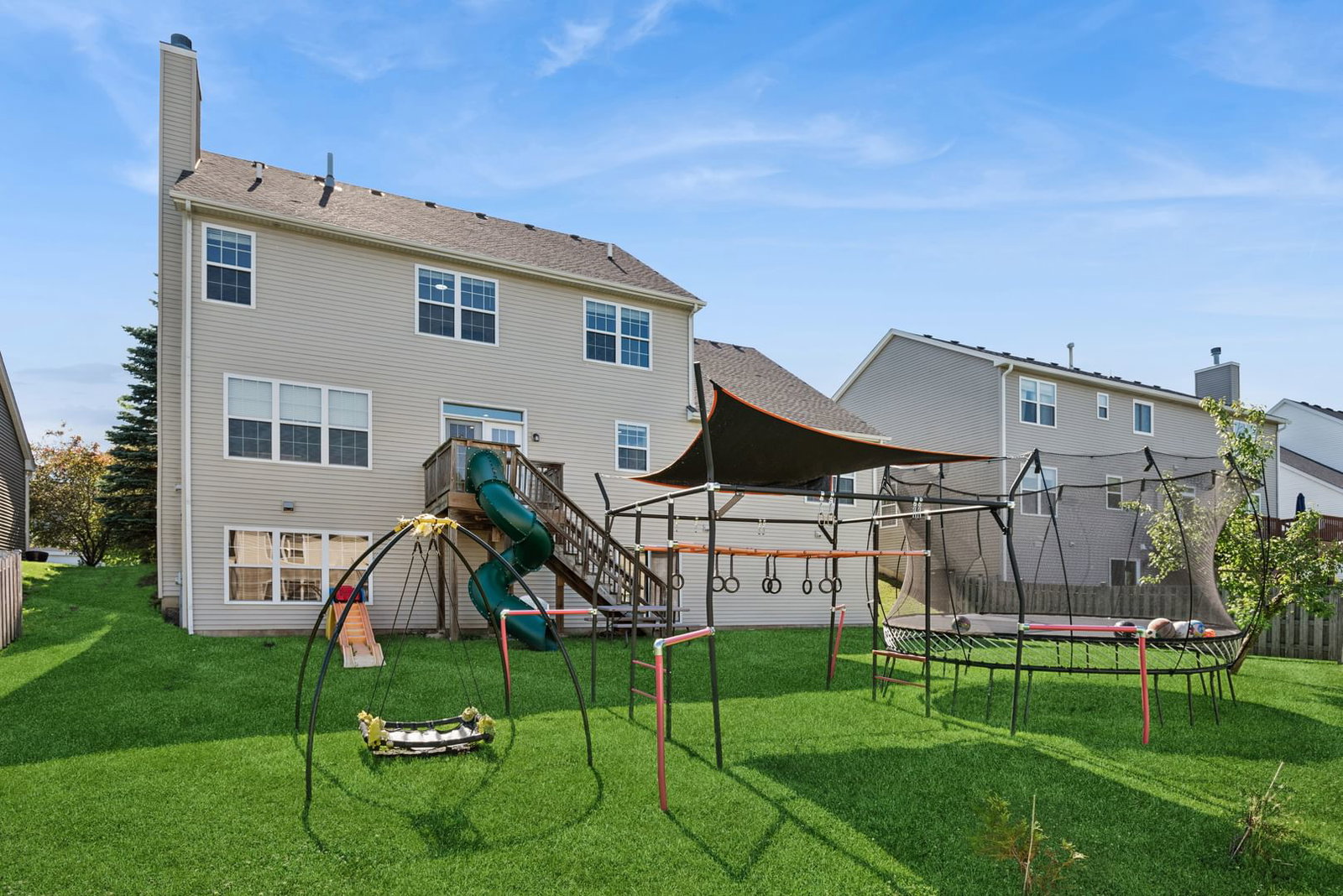 2371 BLUEWATER Drive, Wauconda, IL 60084 — exterior view