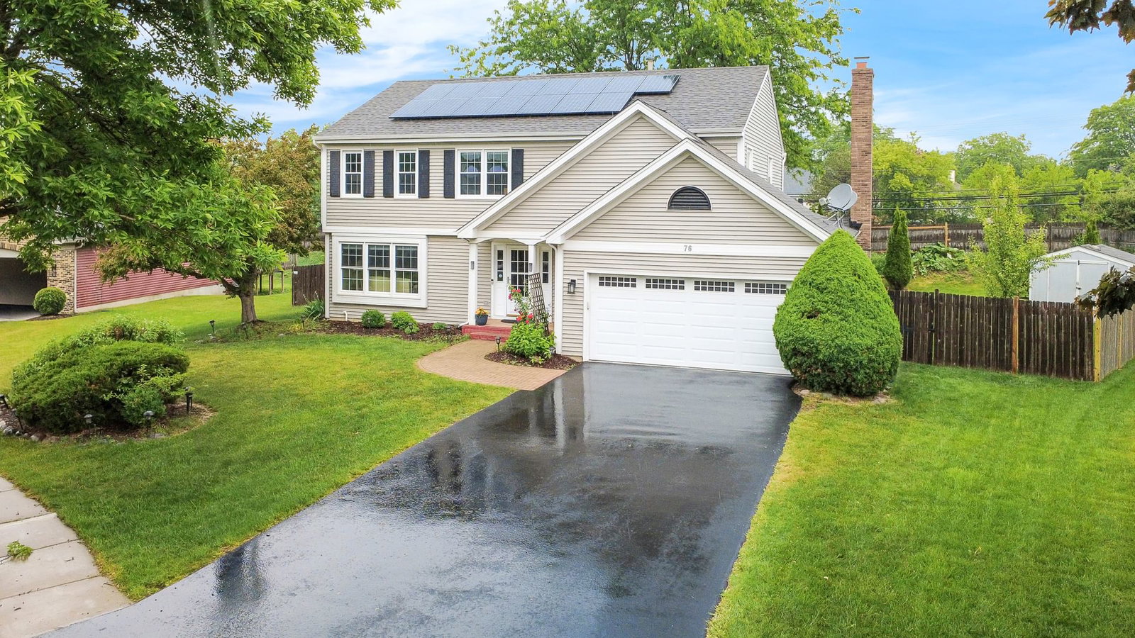 76 Foxboro Lane, Gurnee, IL 60031 — exterior view