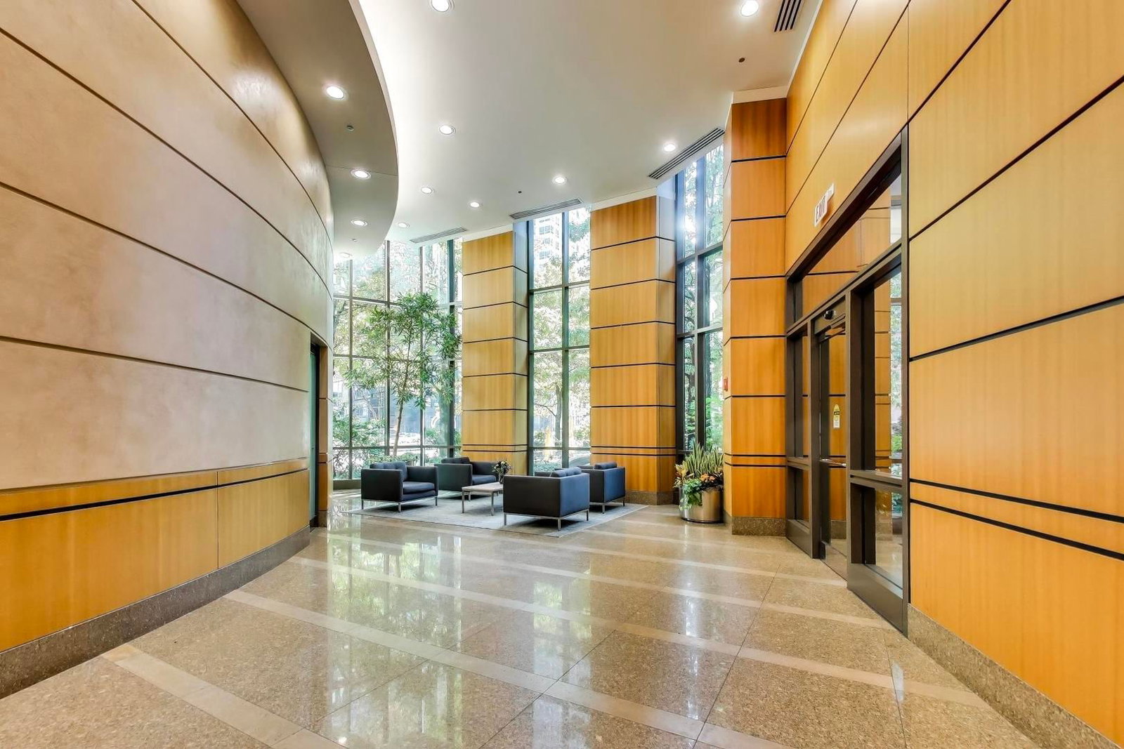 400 N La Salle Drive #1002, Chicago, IL 60654 — exterior view