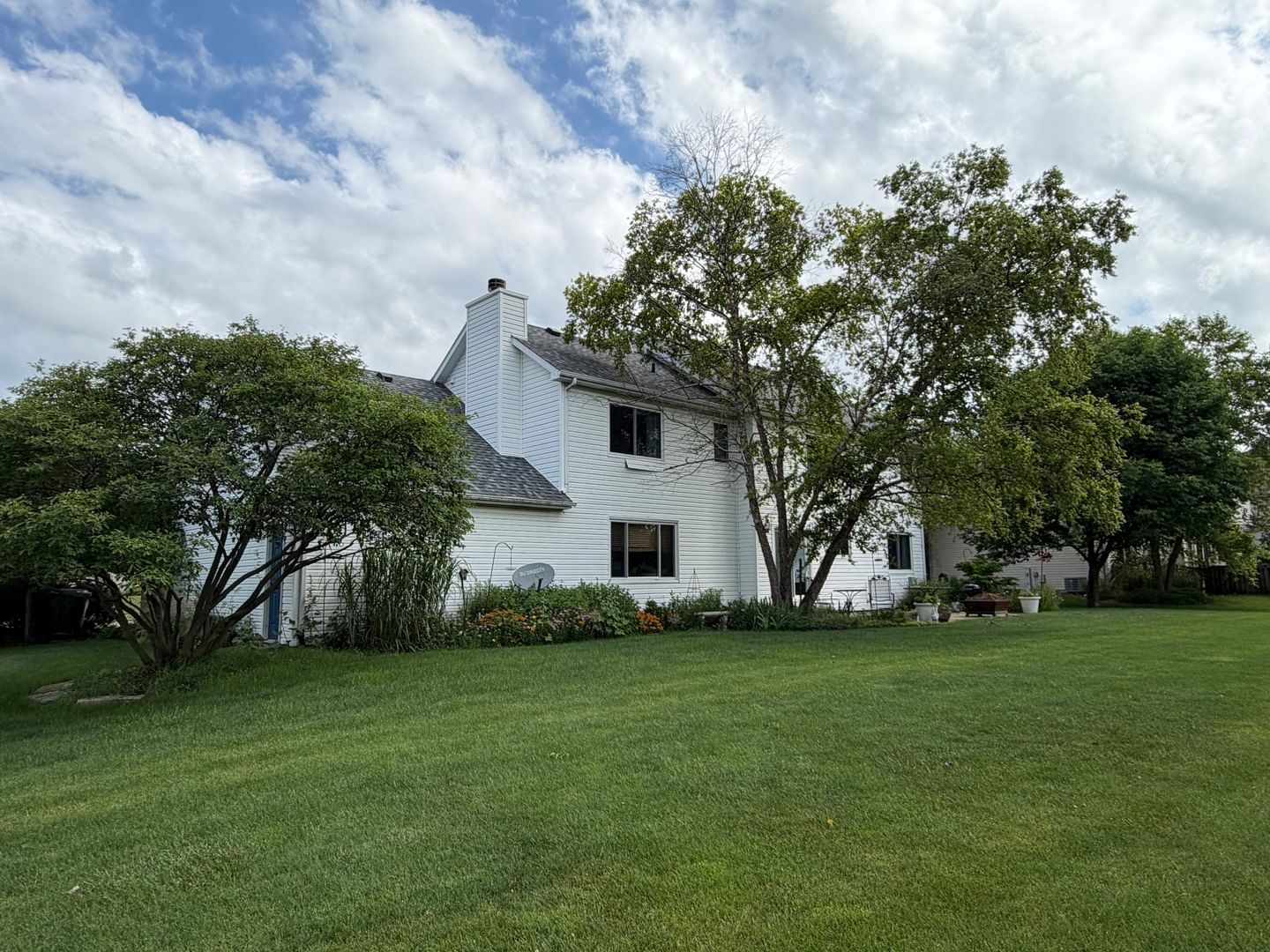 26033 W Lauren Drive, Channahon, IL 60410 — exterior view