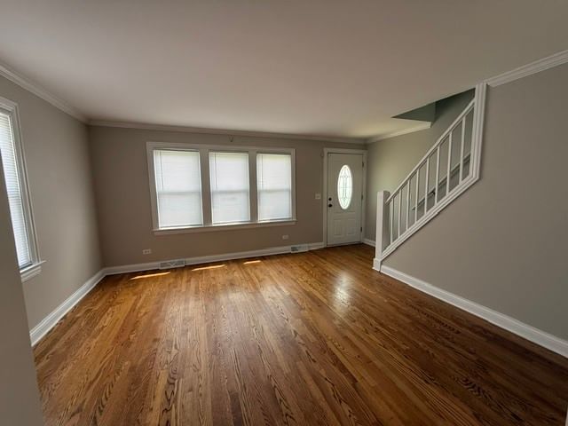 1000 E Touhy Avenue, Des Plaines, IL 60018 — kitchen view