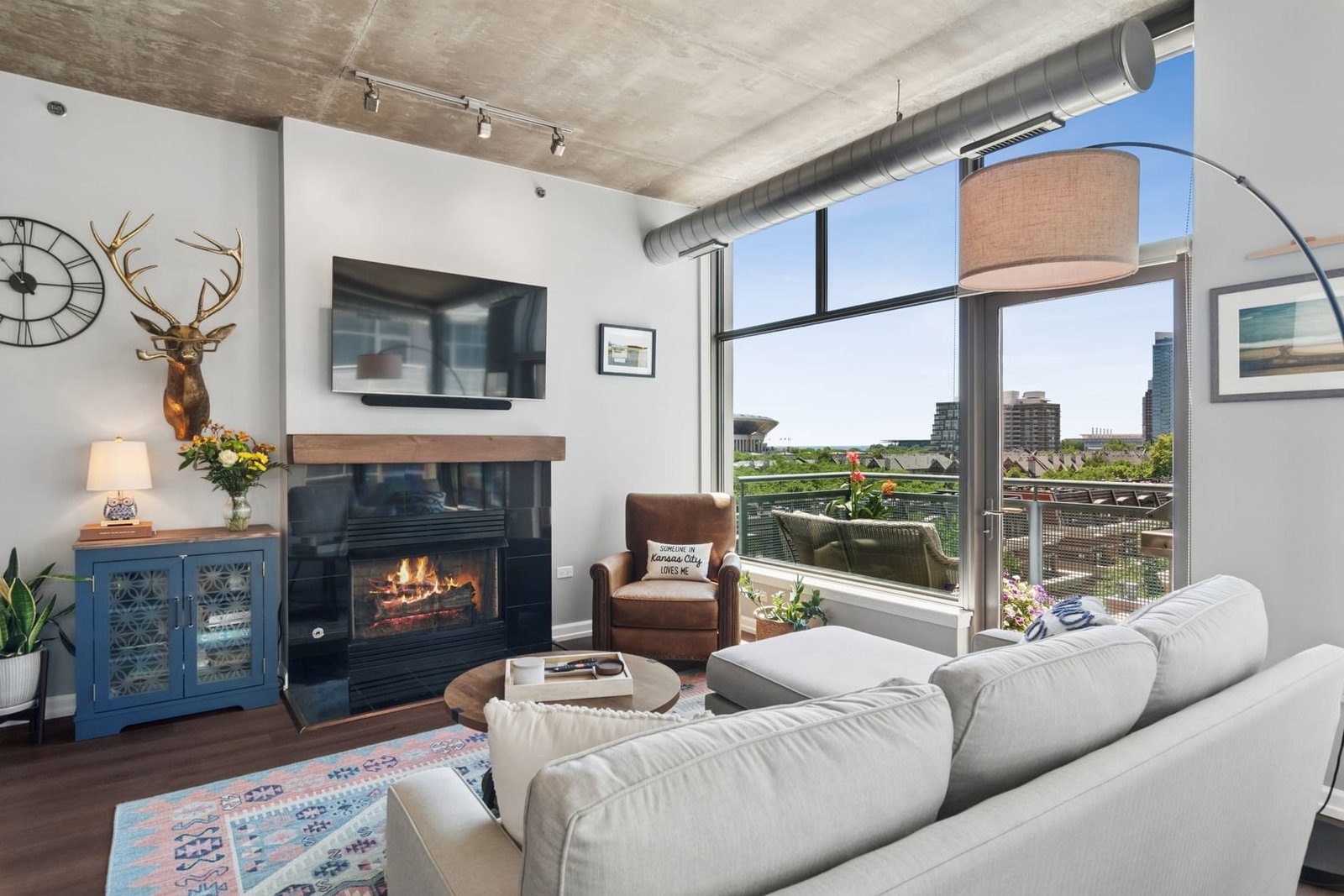 125 E 13th Street #613, Chicago, IL 60605 — kitchen view