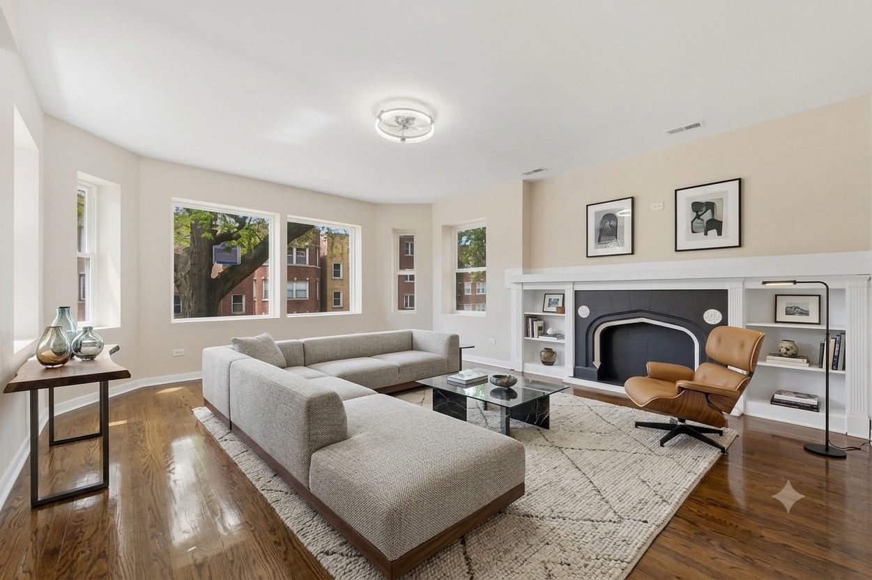 7741 S Phillips Avenue #2, Chicago, IL 60649 — exterior view