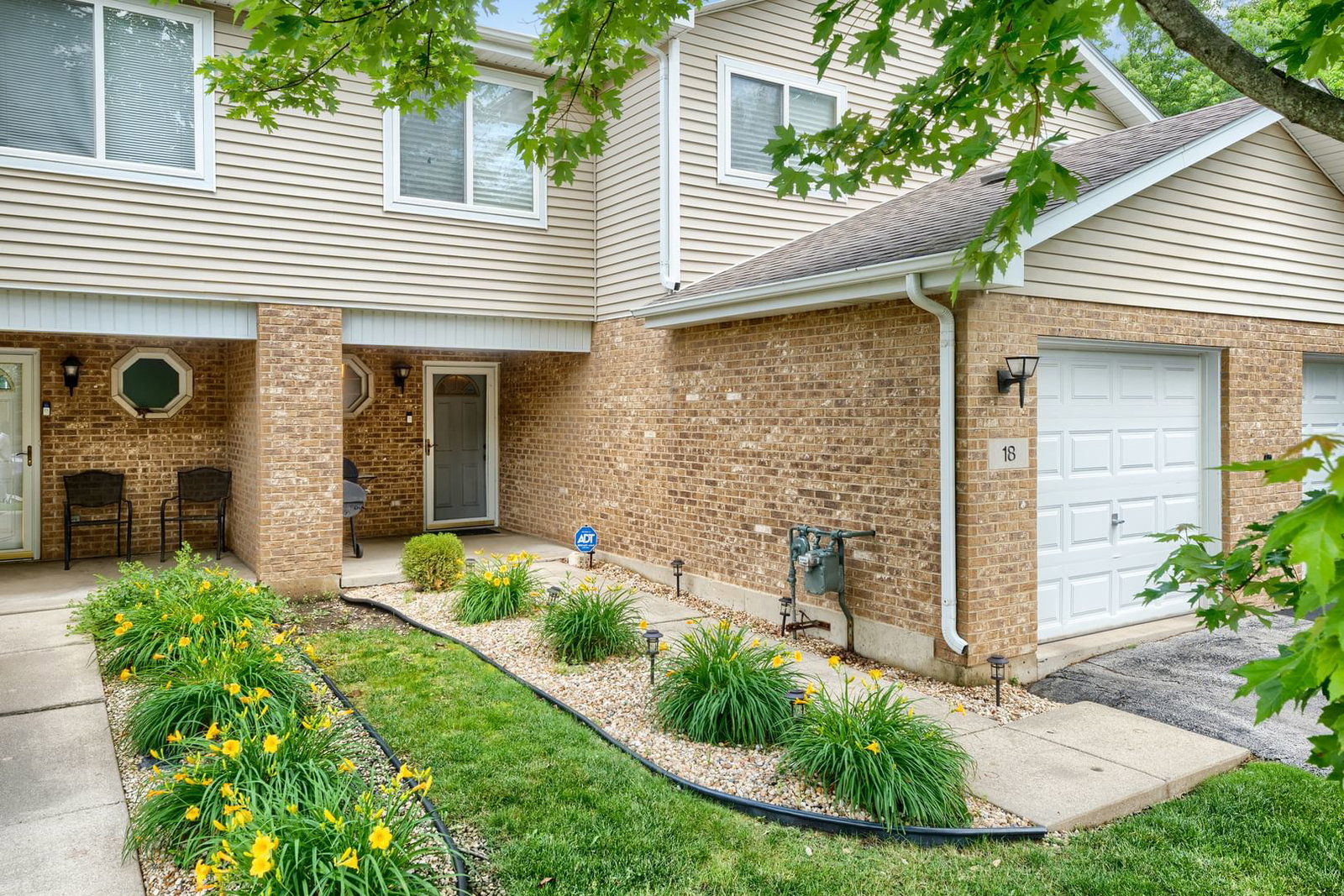18 Forest Wood Lane, Park Forest, IL 60466 — exterior view