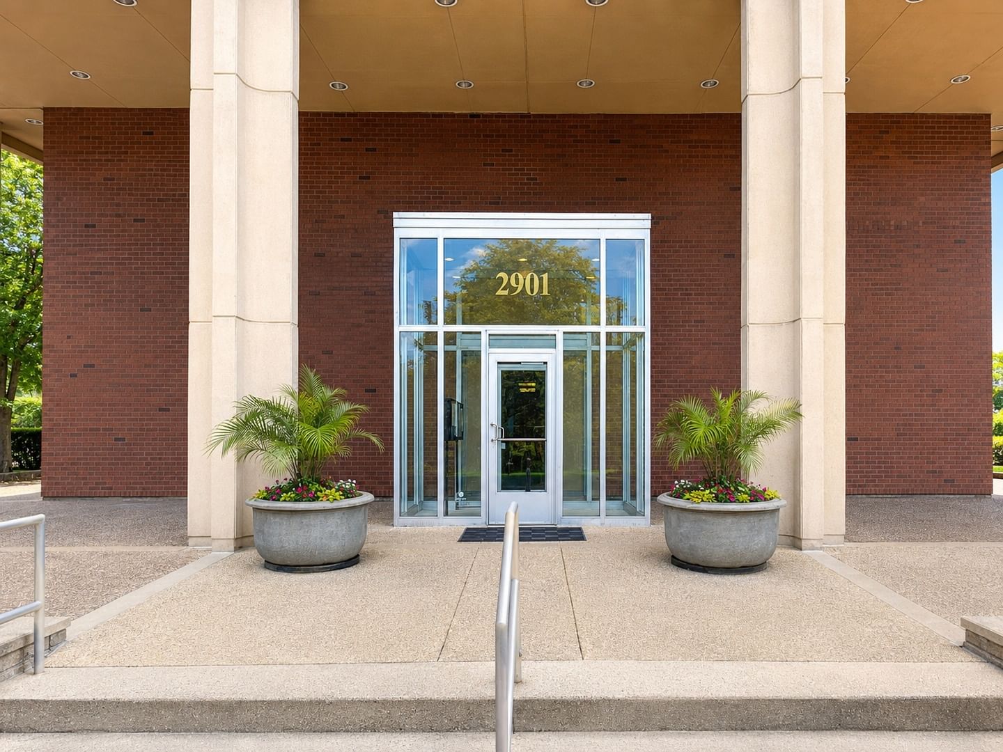 2901 S Michigan Avenue #1404, Chicago, IL 60616 — exterior view