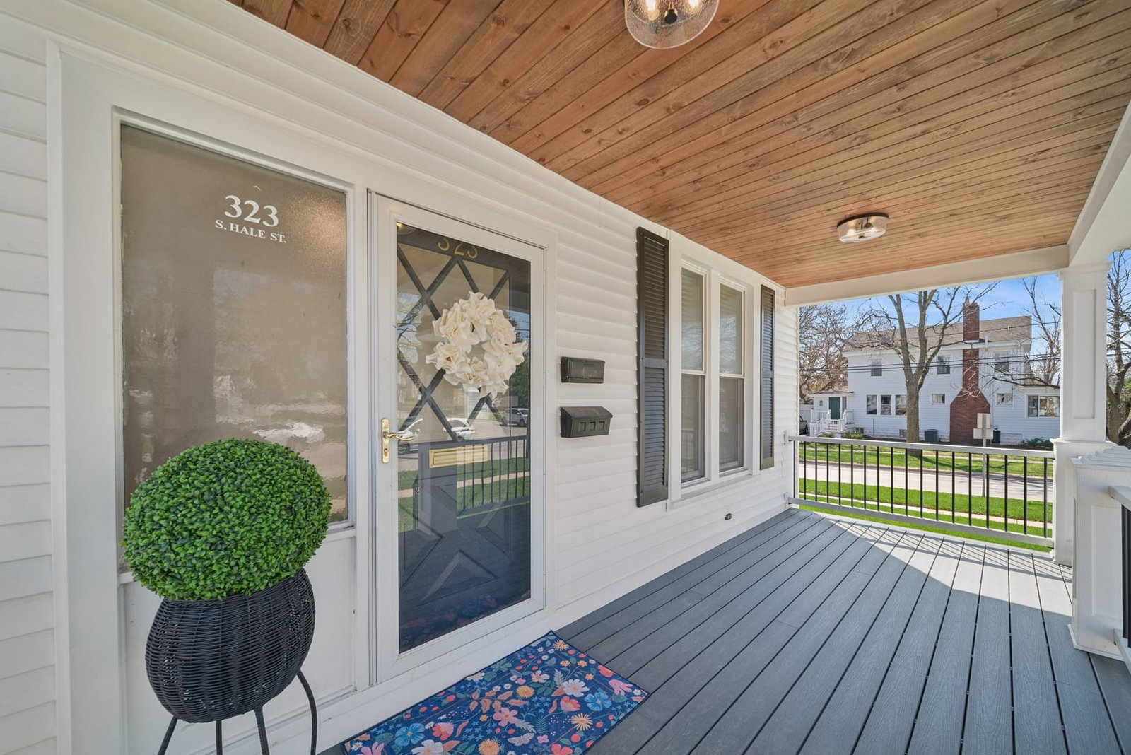 323 S Hale Street, Wheaton, IL 60187 — exterior view