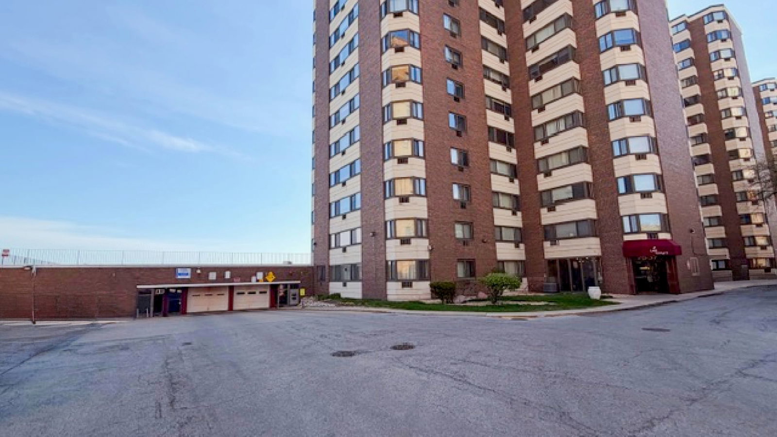 7337 S South Shore Drive #1008, Chicago, IL 60649 — exterior view