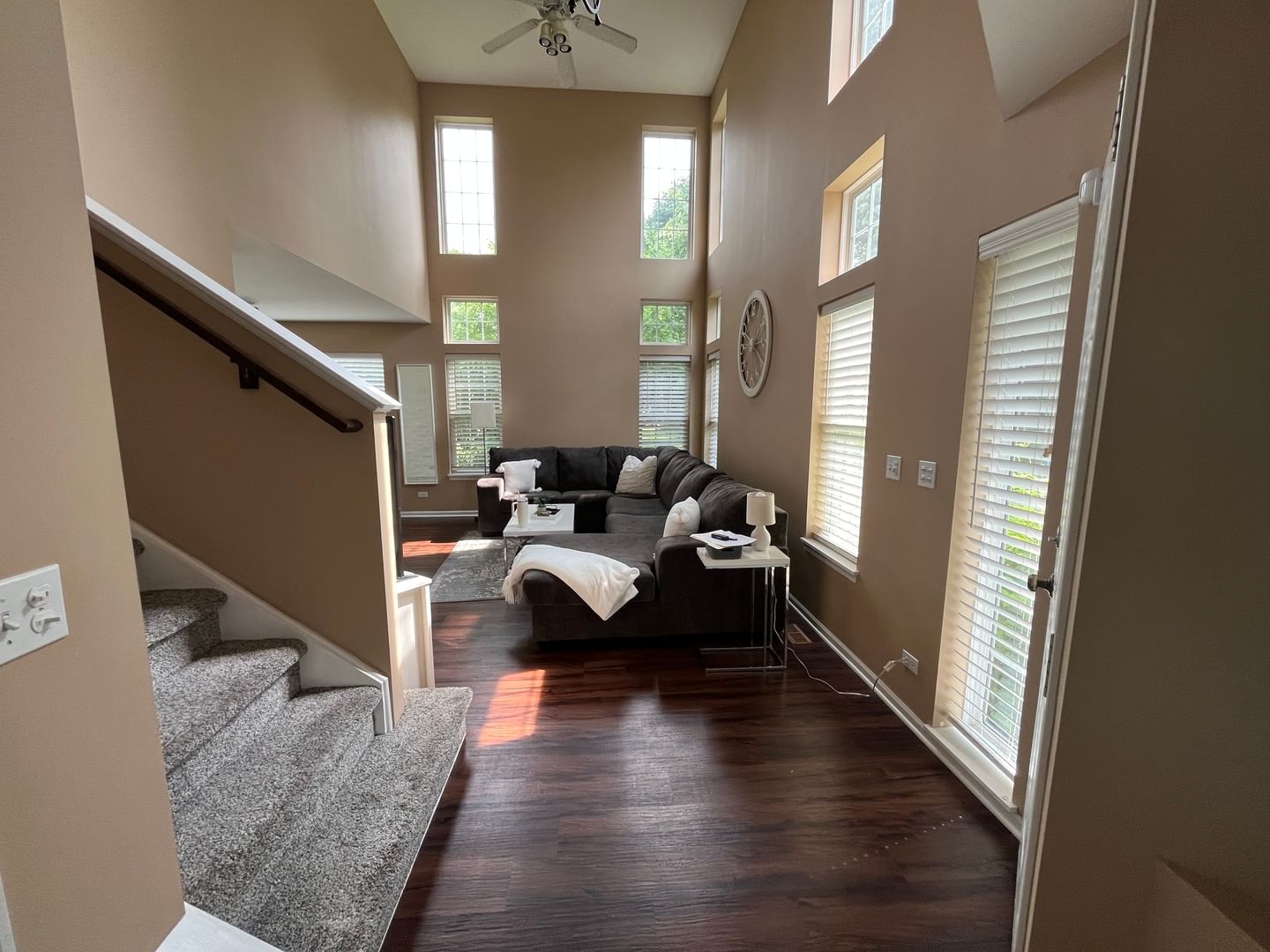 10520 Thornton Way, Huntley, IL 60142 — exterior view