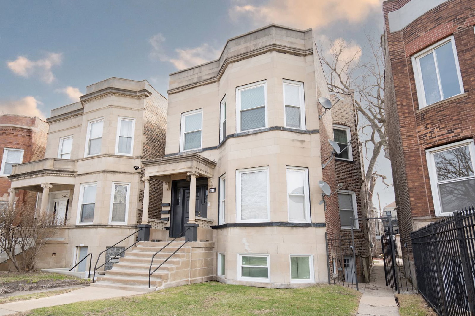 5419 S Wabash Avenue, Chicago, IL 60615 — exterior view