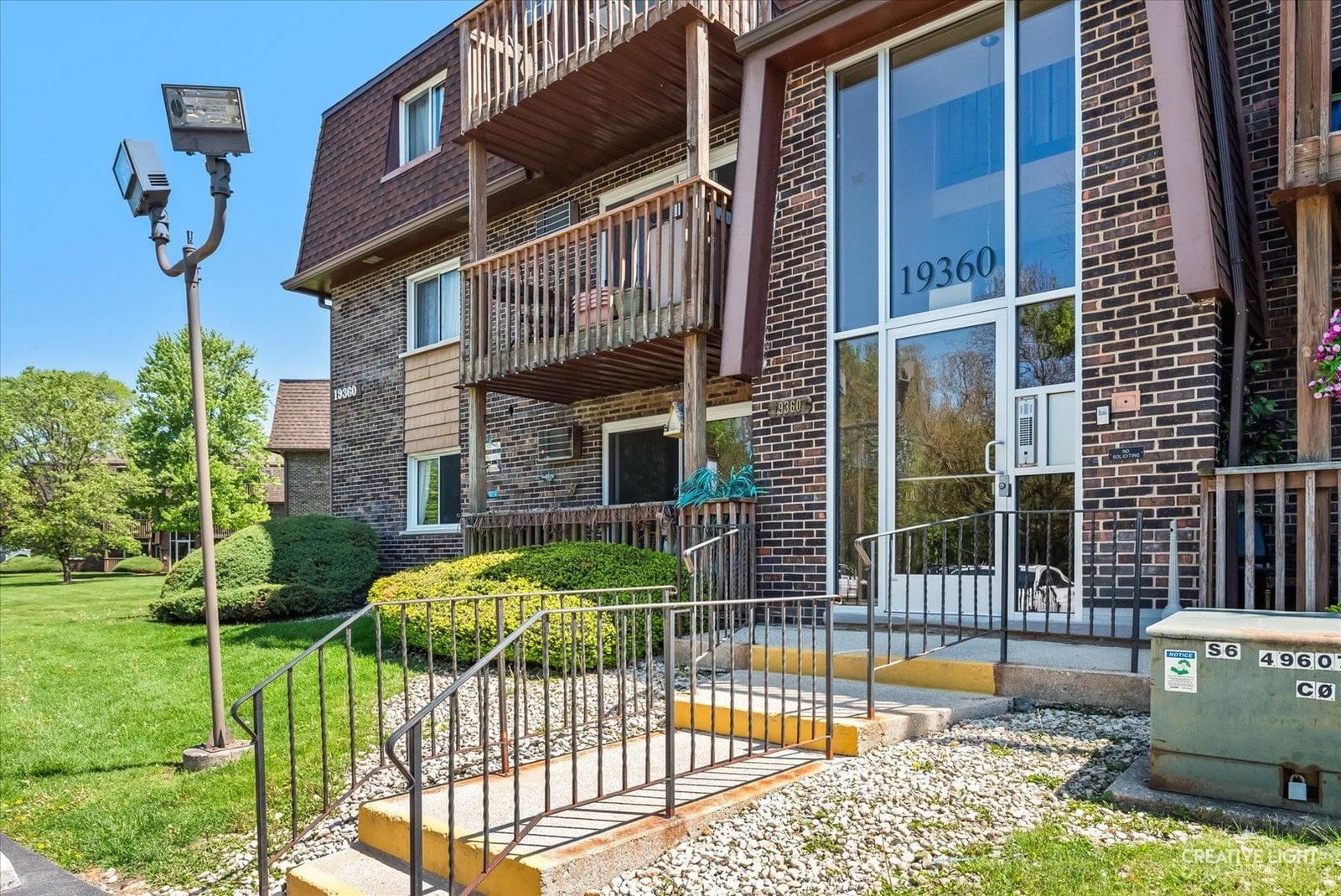 19360 Wolf Road #9, Mokena, IL 60448 — exterior view