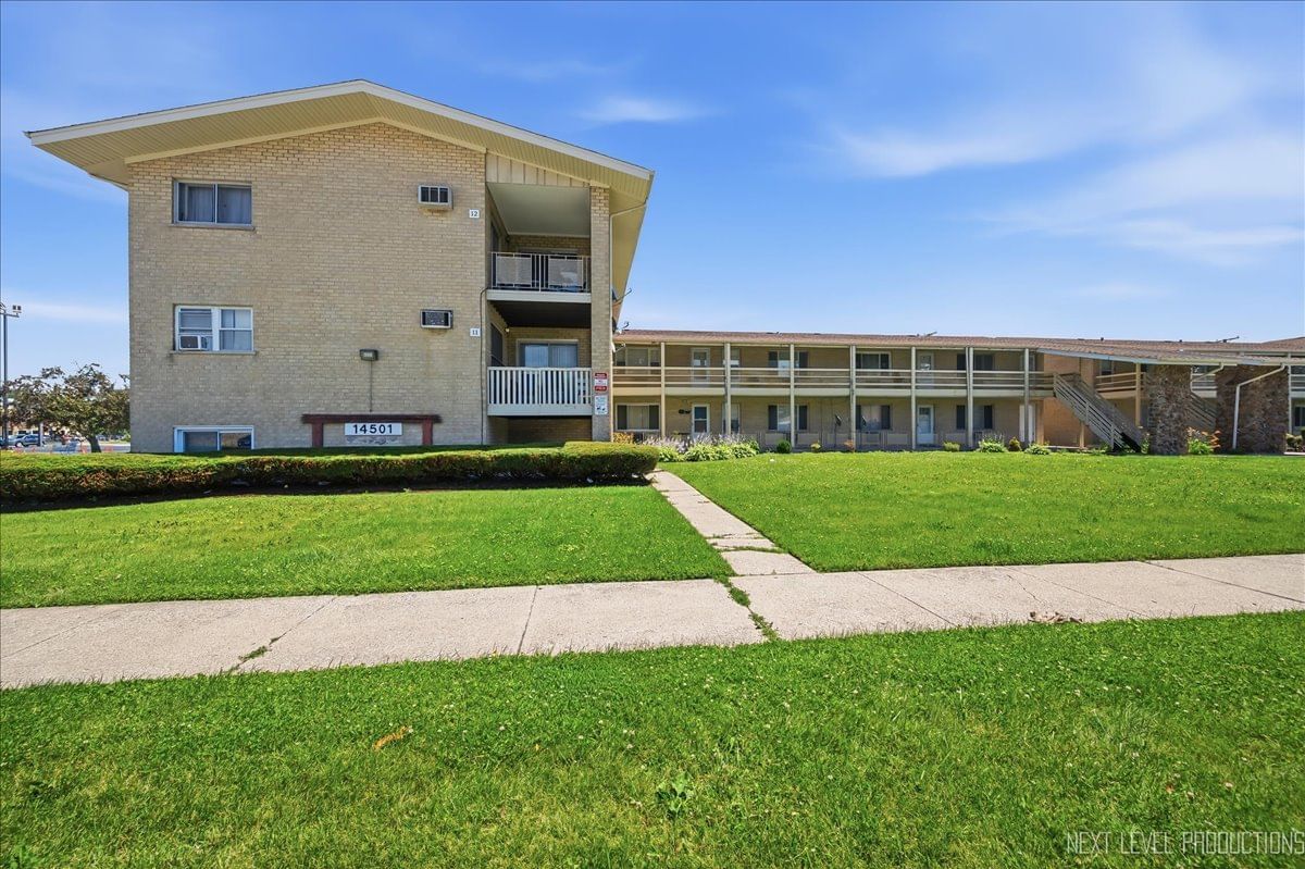 14501 Keystone Avenue #9, Midlothian, IL 60445 — exterior view