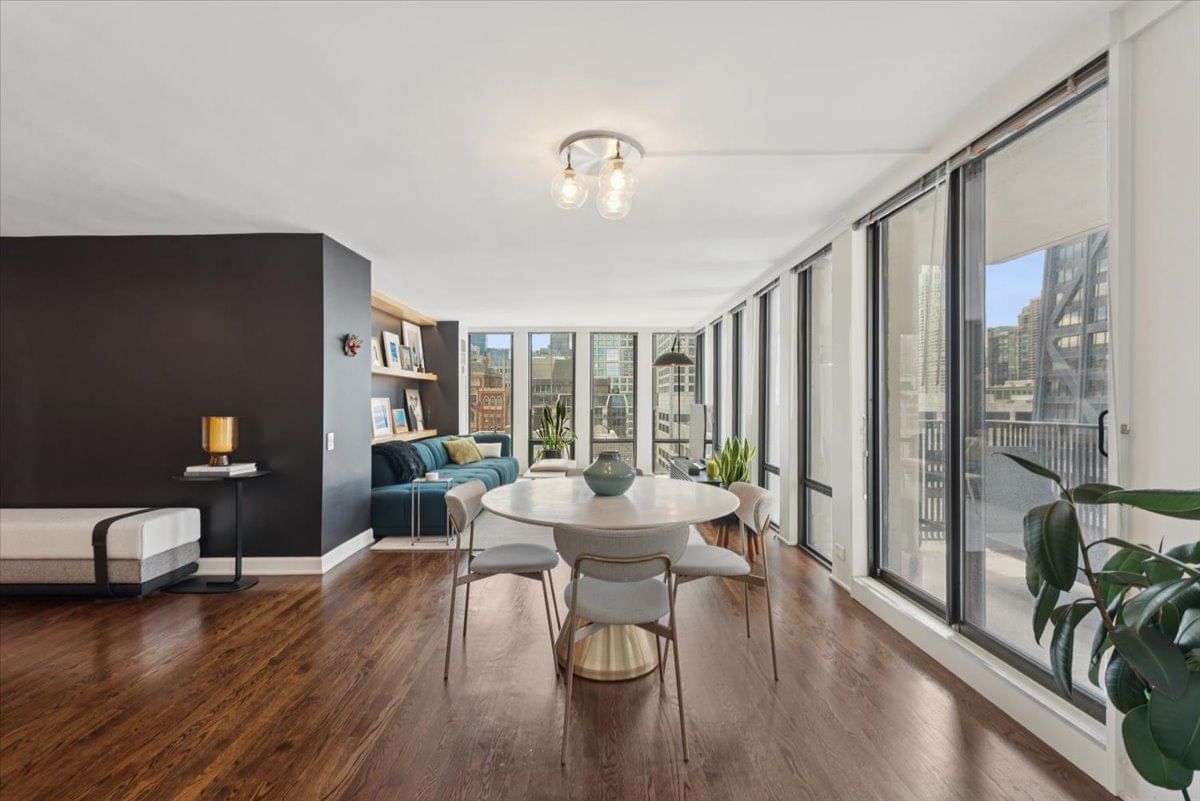 200 E Delaware Place #24F, Chicago, IL 60601 — exterior view