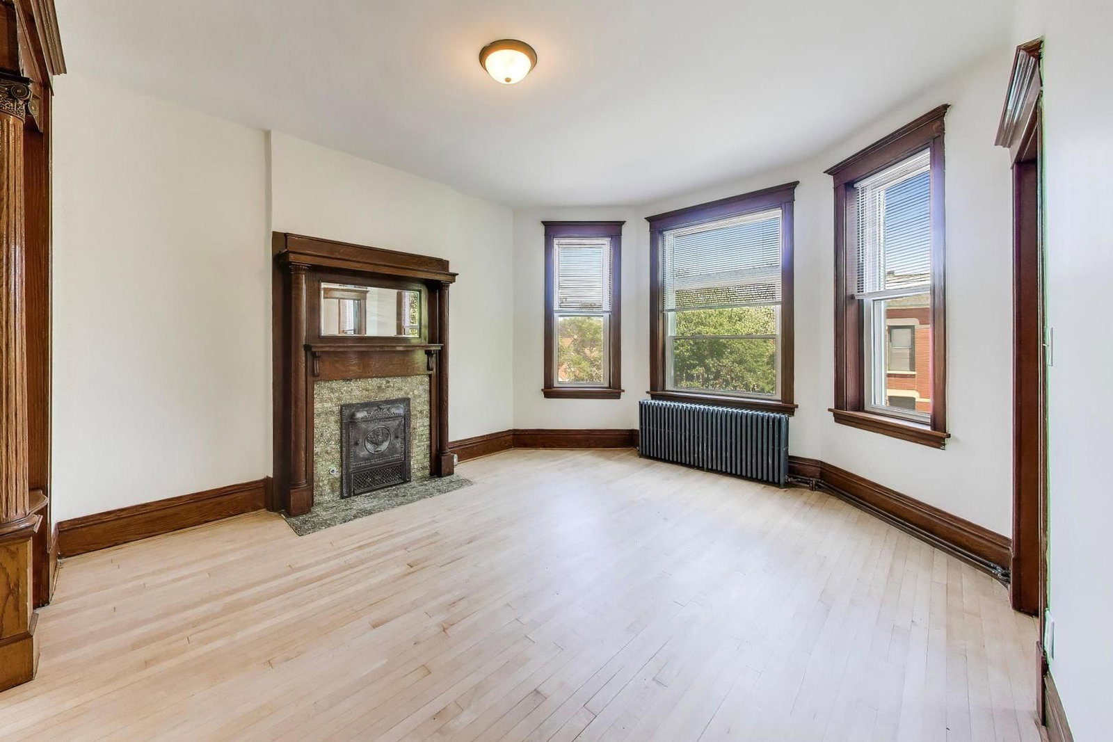 858 N Wolcott Avenue #2, Chicago, IL 60622 — exterior view