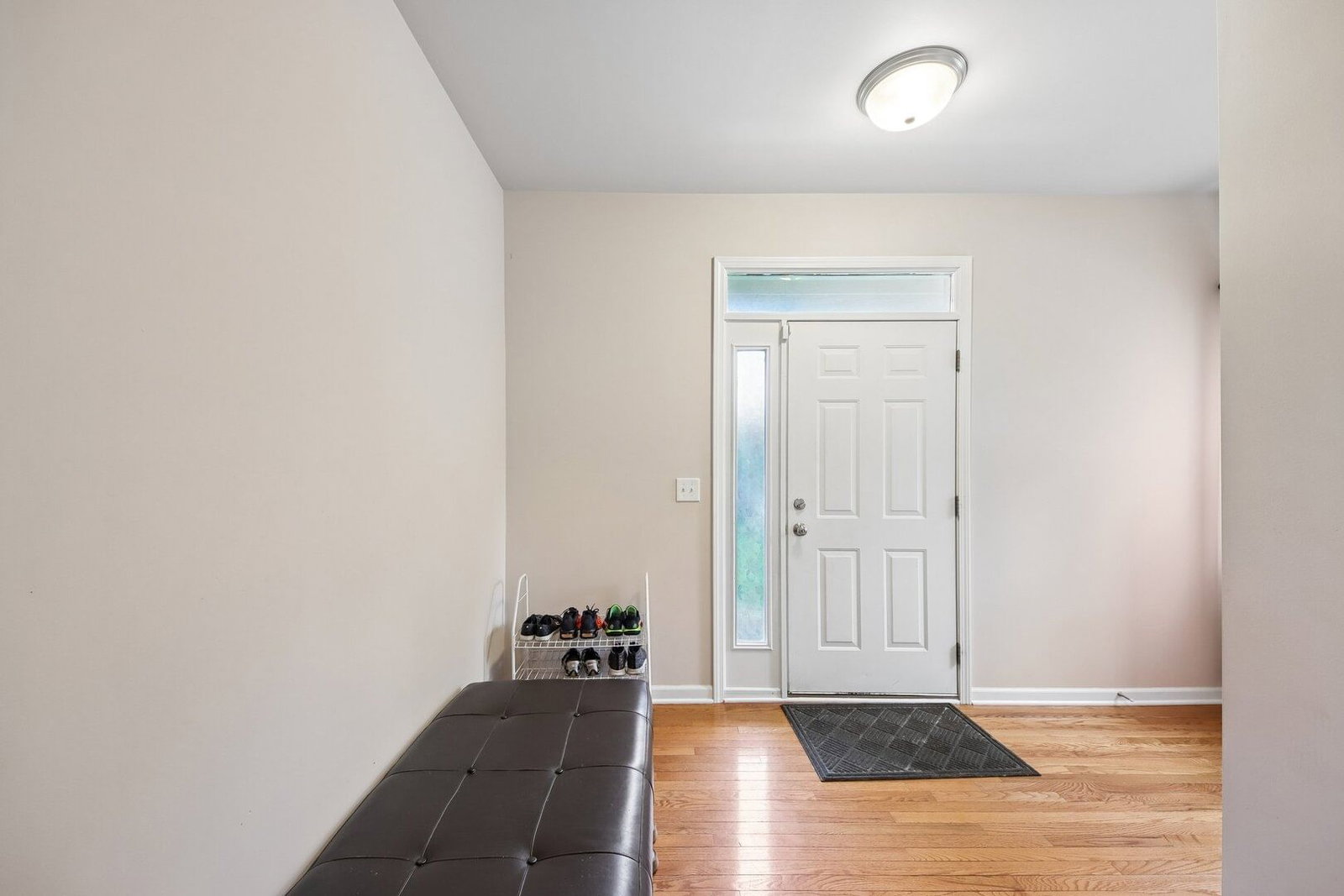 5105 W Flanders Road, McHenry, IL 60050 — kitchen view