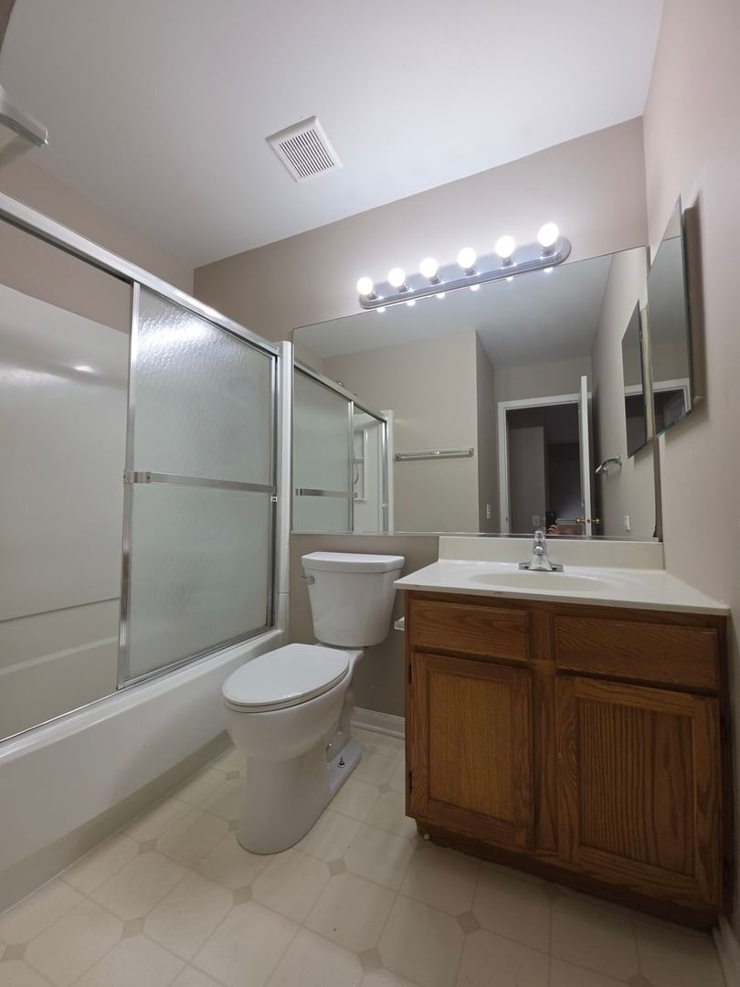 407 Spaulding Road #407, Bartlett, IL 60103 — exterior view