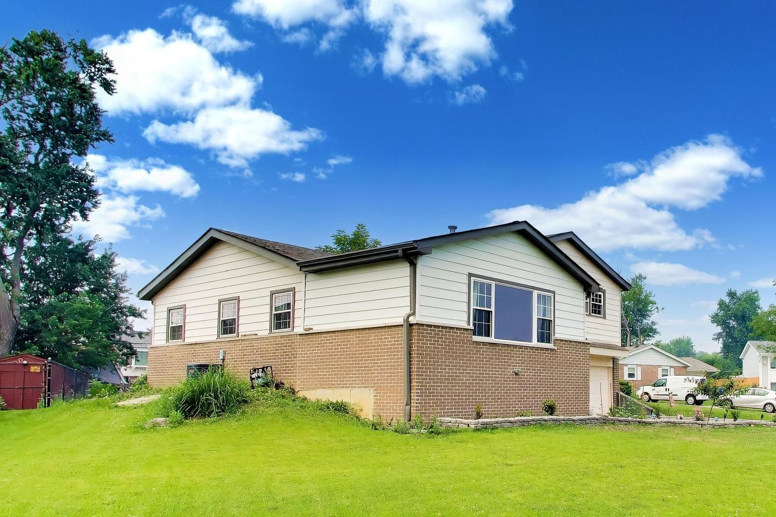 9007 W 92nd Street, Hickory Hills, IL 60457 — exterior view