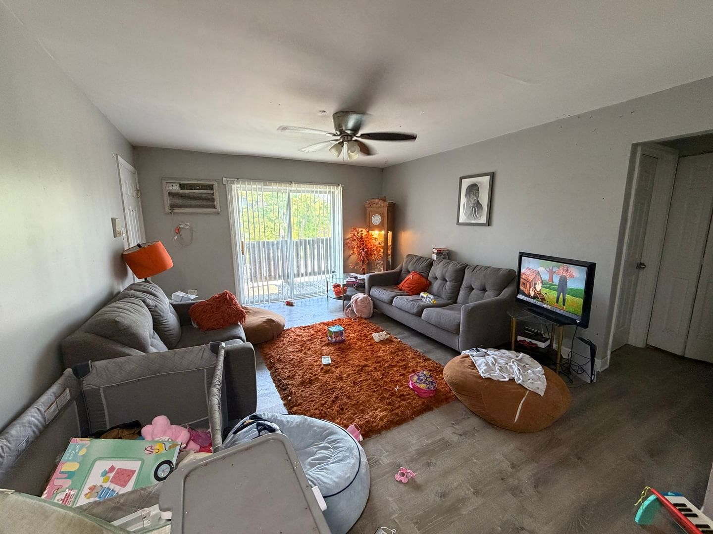21907 Jeffrey Avenue, Sauk Village, IL 60411 — exterior view