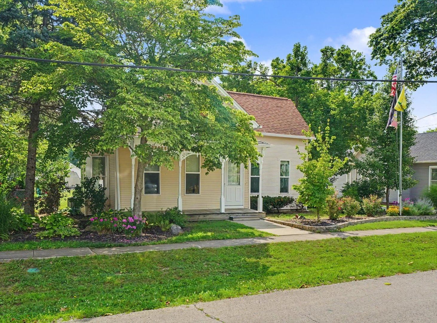 312 S David Street, Sidney, IL 61877 — exterior view