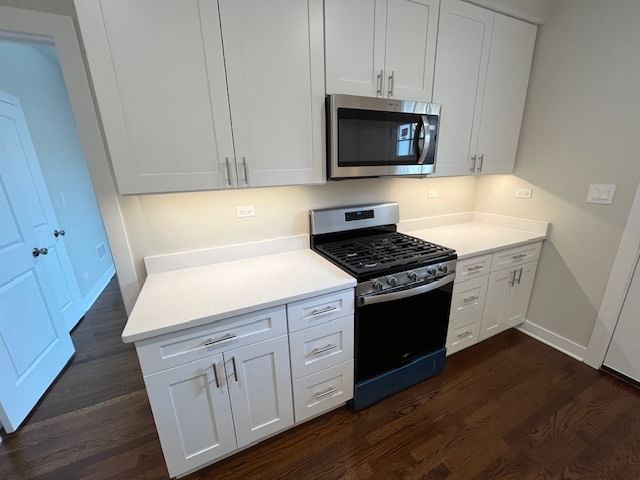 3726 N Racine Avenue #CH, Chicago, IL 60613 — kitchen view