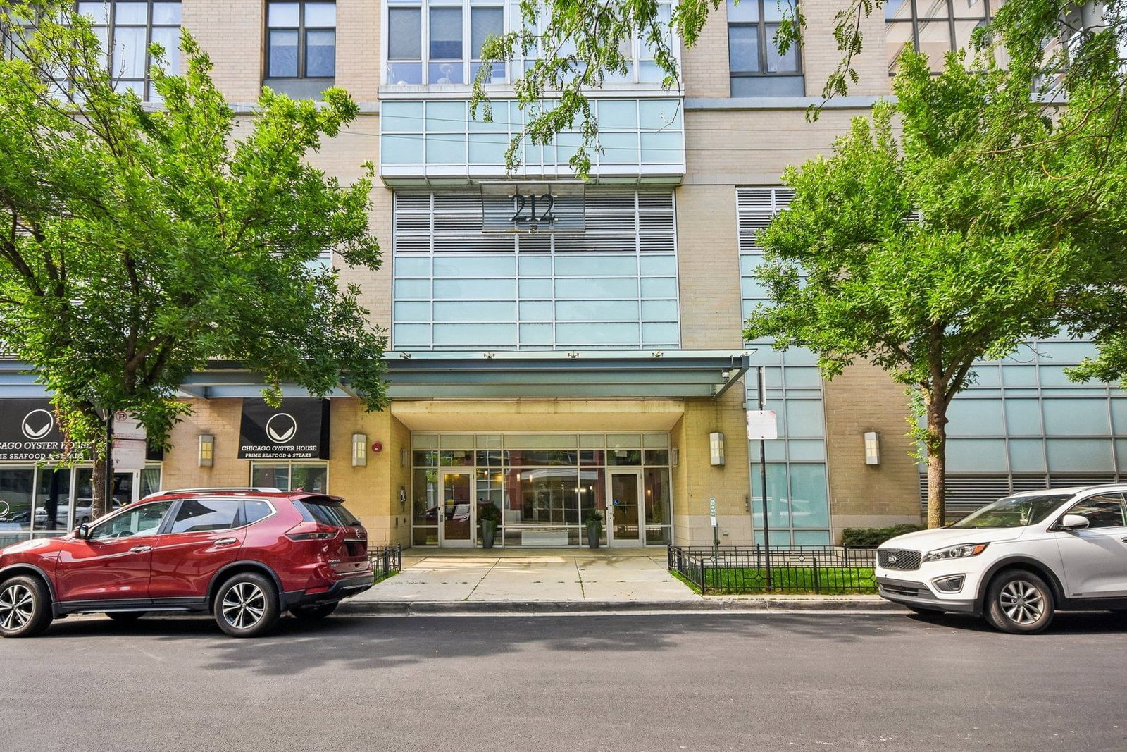 212 E Cullerton Street #409, Chicago, IL 60616 — kitchen view