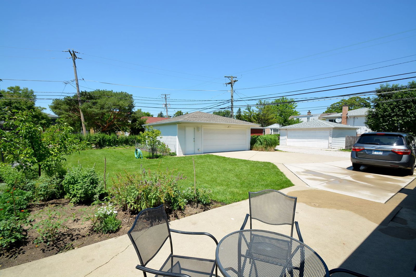 7542 Lowell Avenue, Skokie, IL 60076 — exterior view