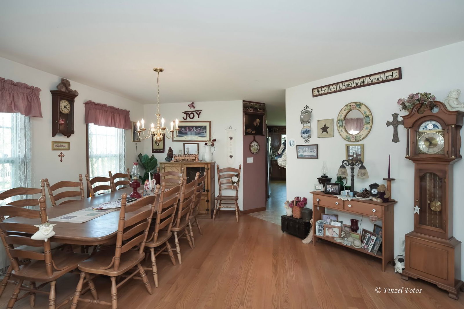 232 Johnson Street, Hampshire, IL 60140 — exterior view
