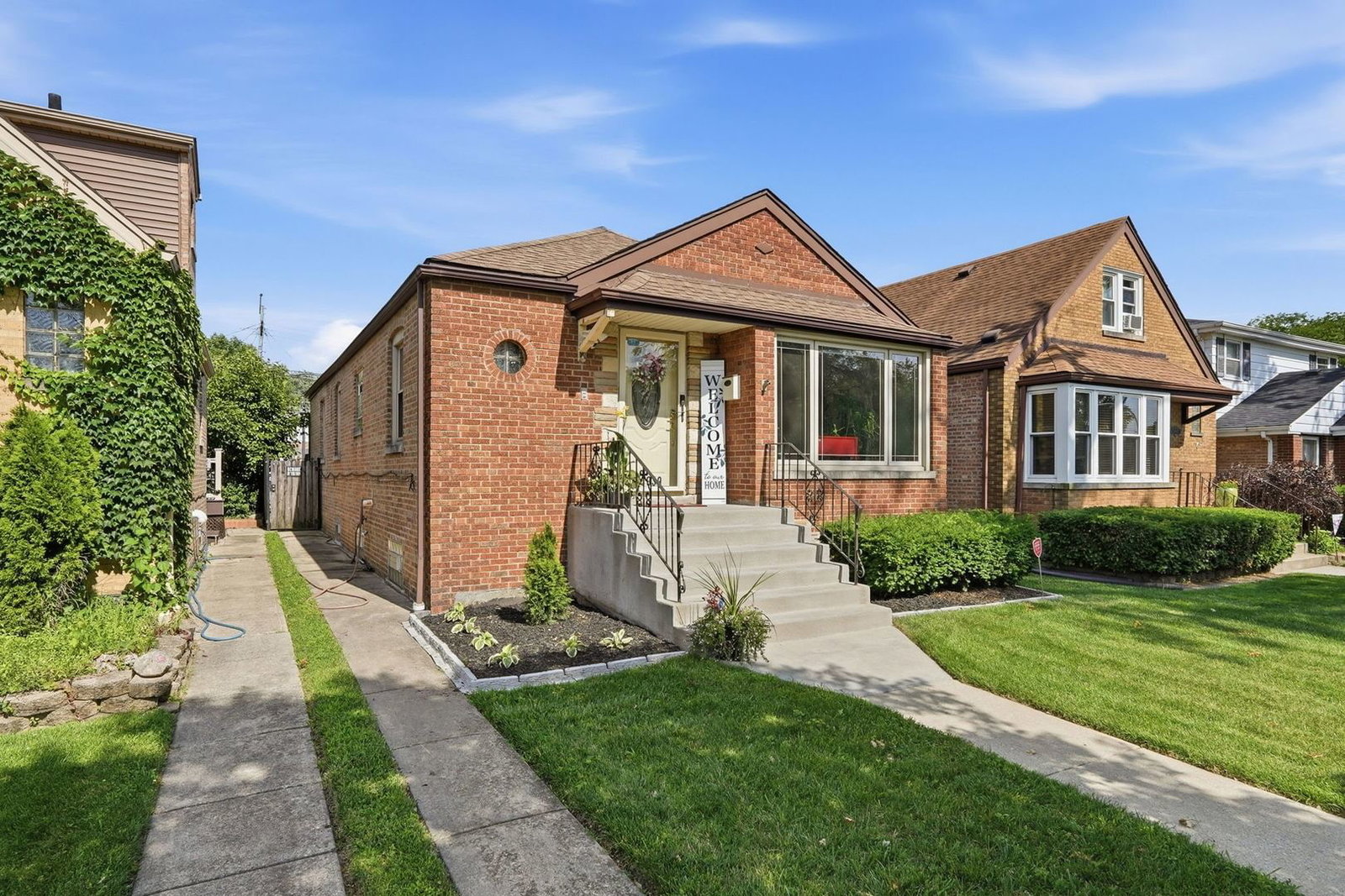 9939 S California Avenue, Chicago, IL 60655 — exterior view