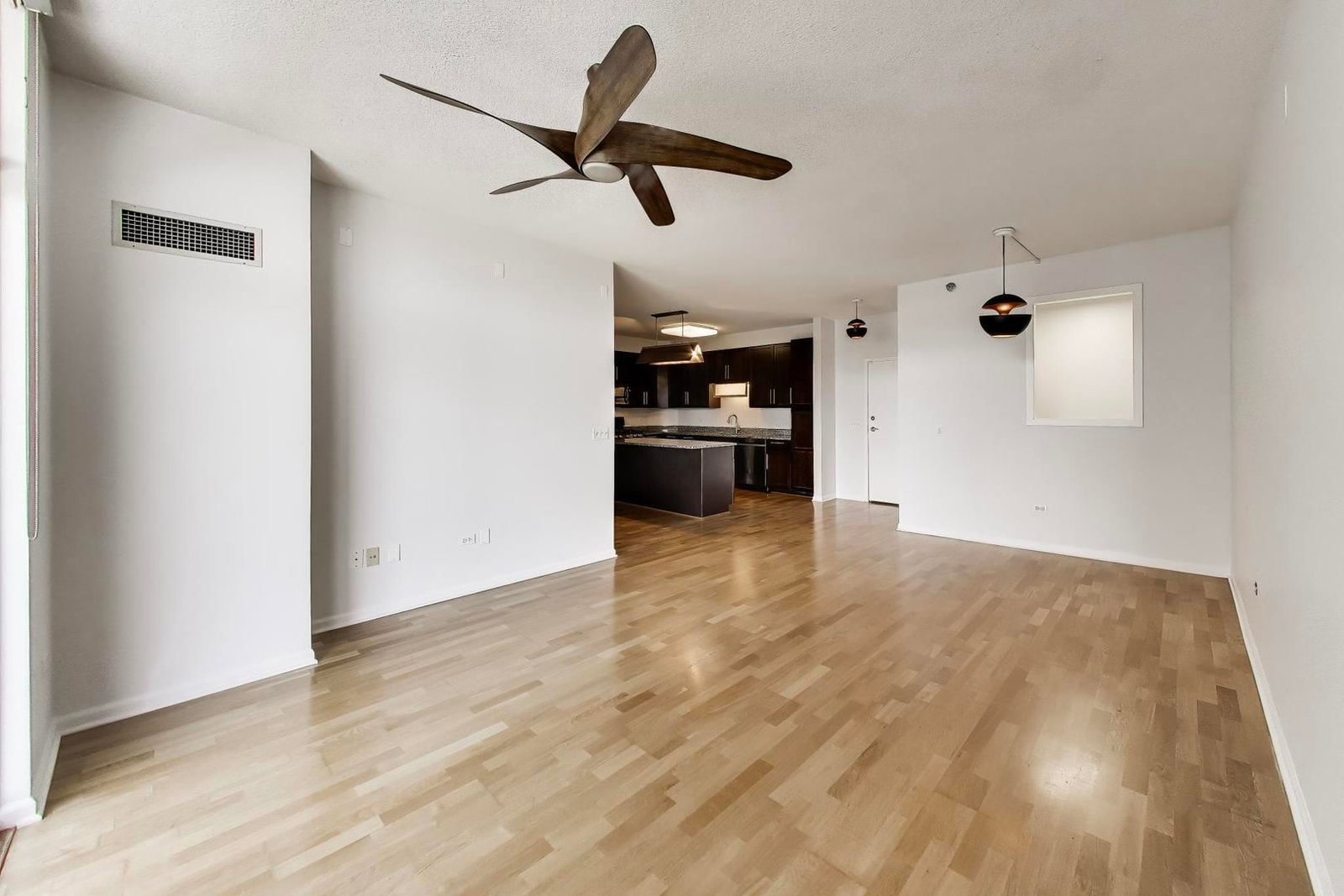 1134 W GRANVILLE Avenue #719, Chicago, IL 60660 — kitchen view