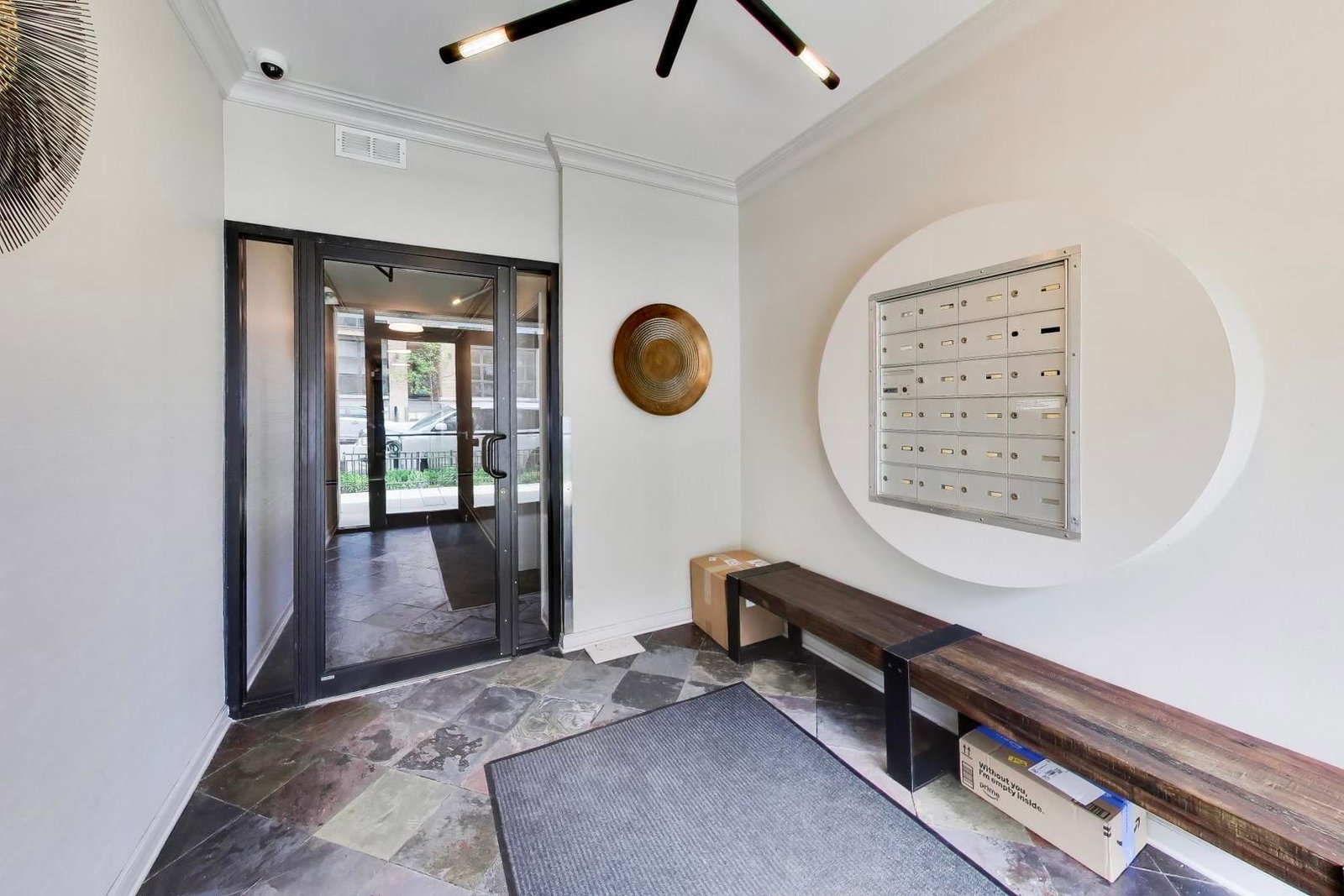 815 N MARSHFIELD Avenue #204, Chicago, IL 60622 — exterior view
