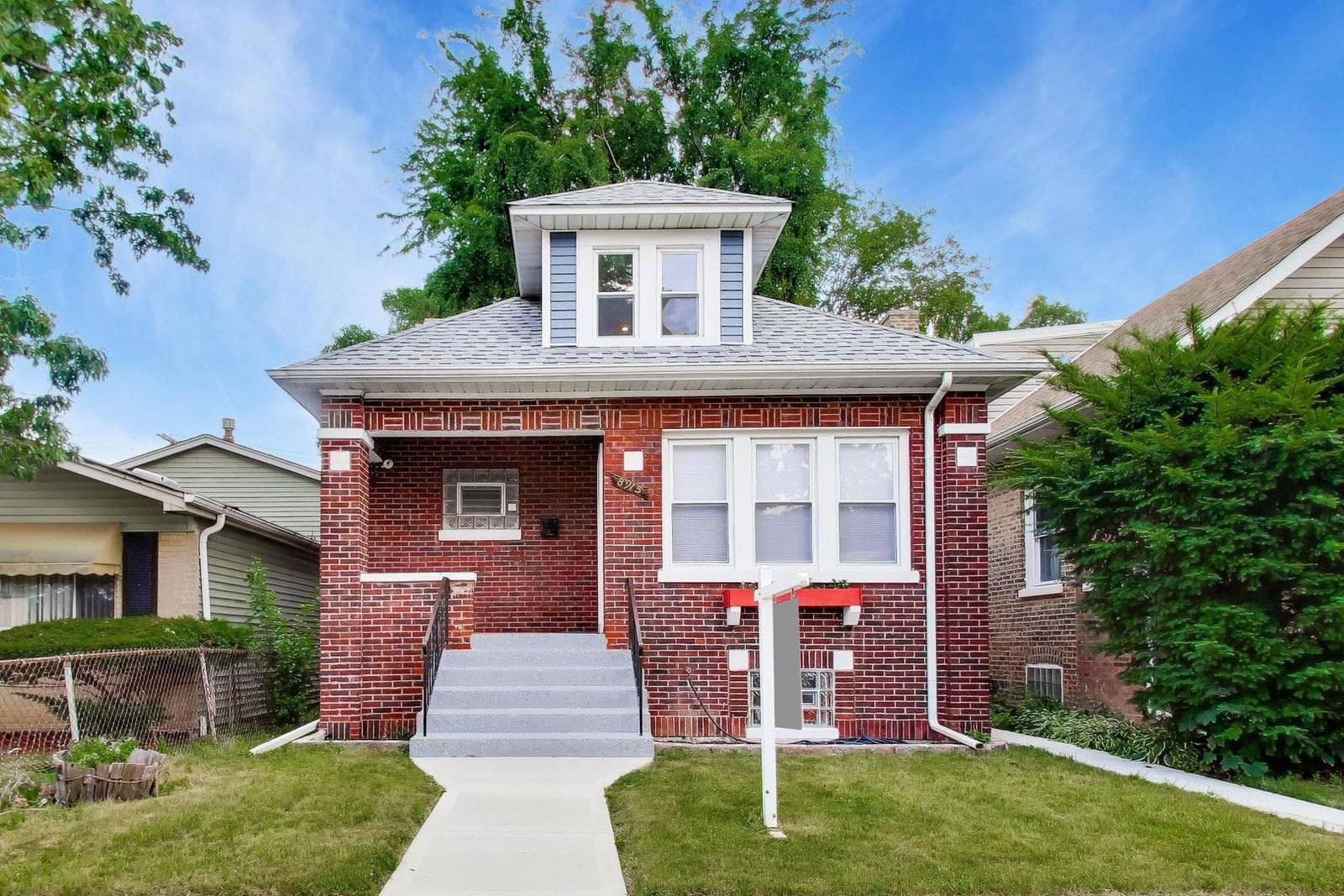 8915 S Racine Avenue, Chicago, IL 60620 — exterior view