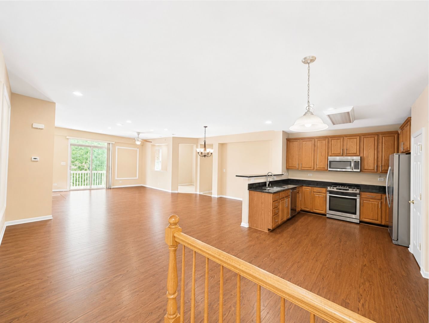 1361 Scarboro Road #404, Schaumburg, IL 60193 — exterior view