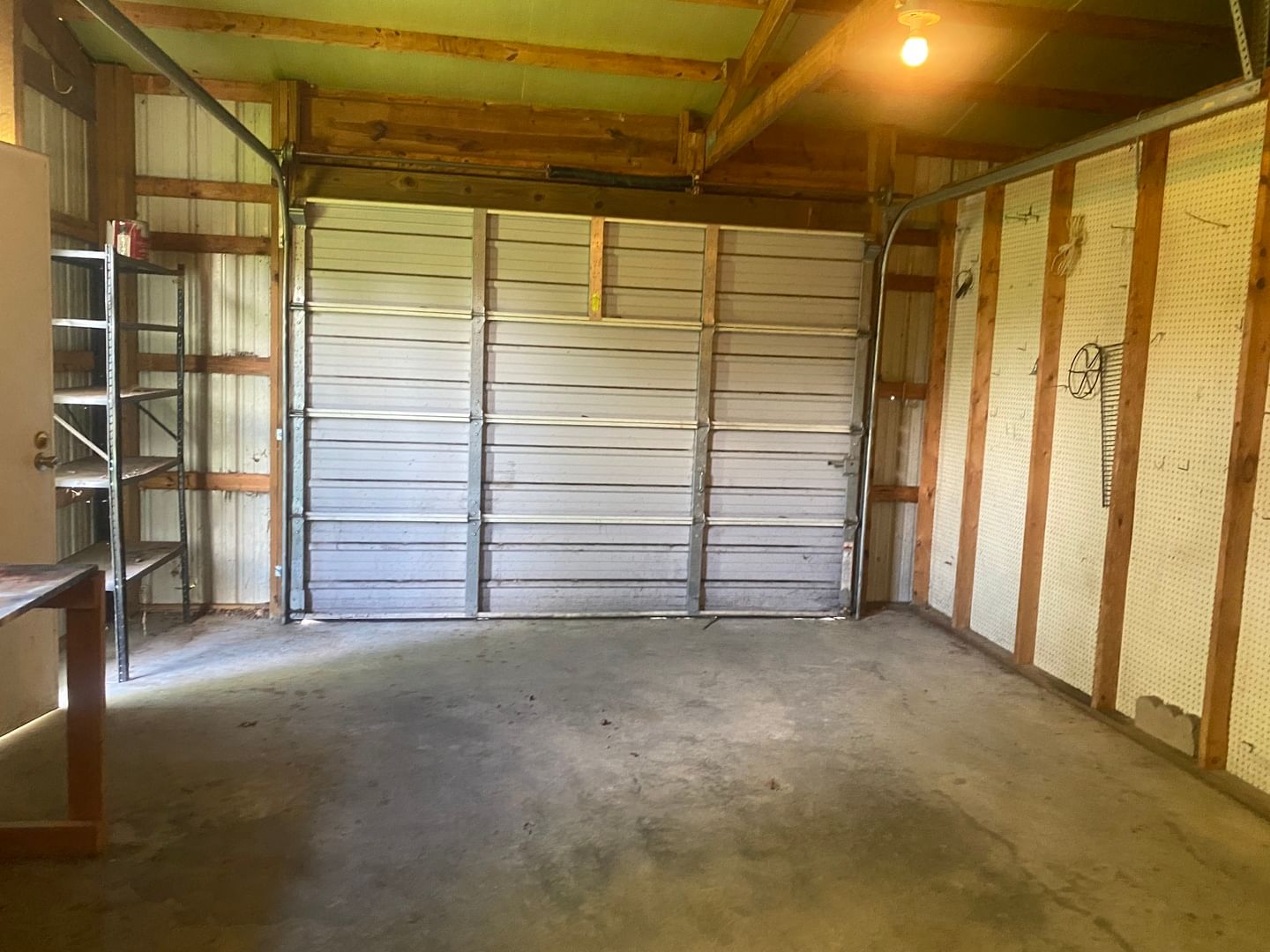 9194 State Rte 154 Highway, Tamaroa, IL 62888 — living view